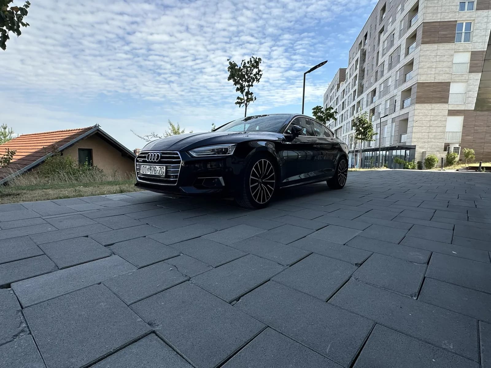 Audi A5 2.0 TDI quattro S line, 190 PS — foto 2 nga 12