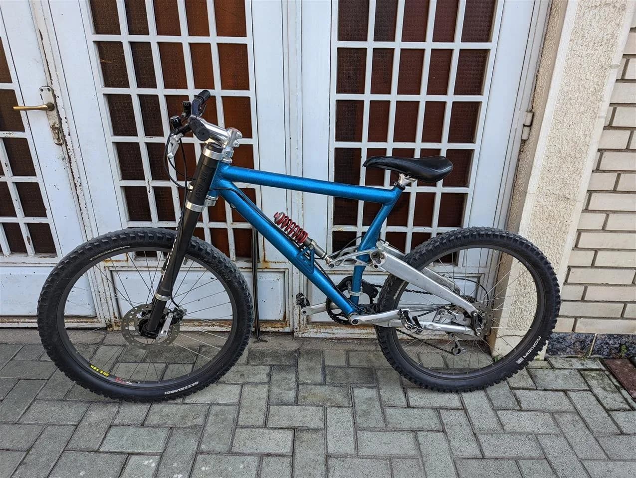 Biçikletë malore downhill, në gjendje të mirë, 26" – 120 € — foto 1 nga 3