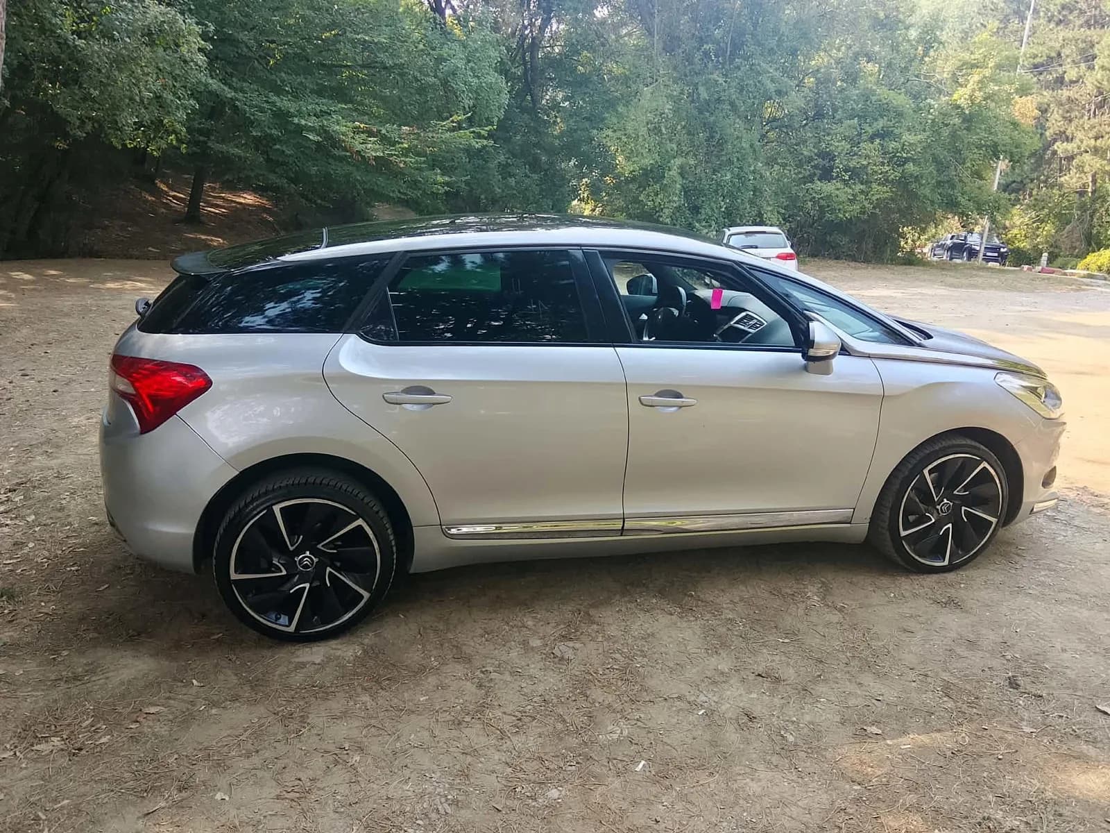 Shes Citroën DS5 1.6 HDi — foto 2 nga 8