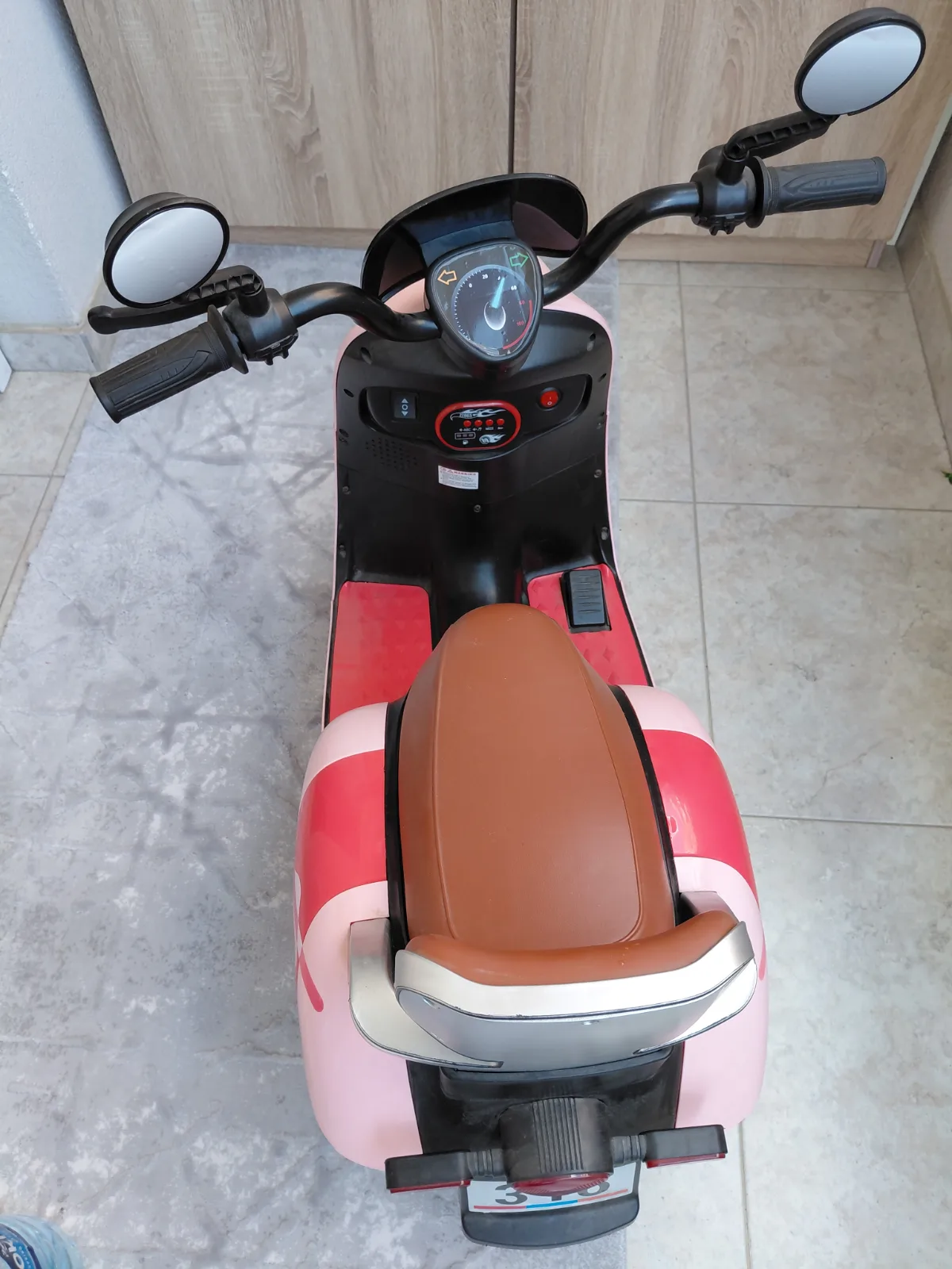 Shitet motor elektrik për fëmijë — foto 2 nga 4