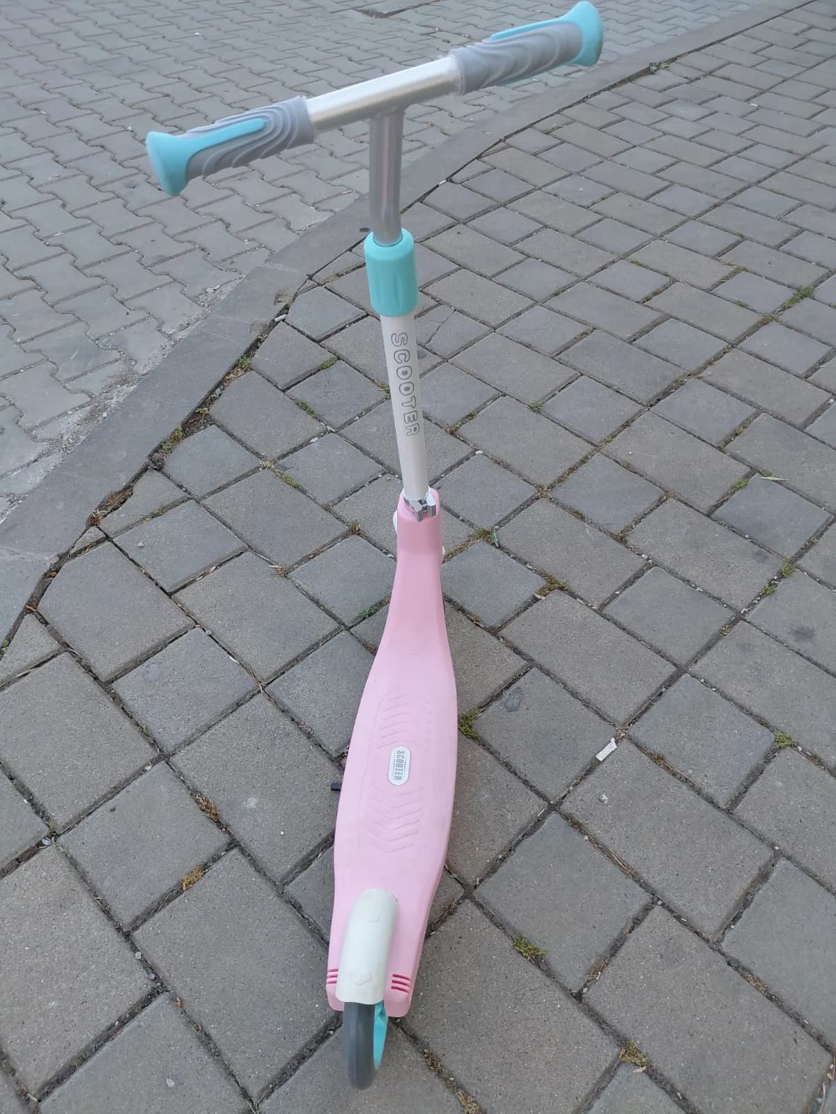 Shitet trotinet për fëmijë — foto 2 nga 3