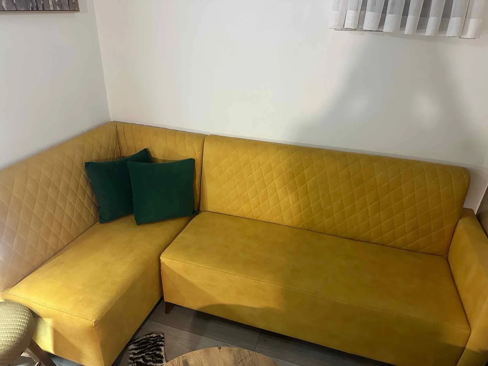 Divan në shitje — foto 1 nga 3