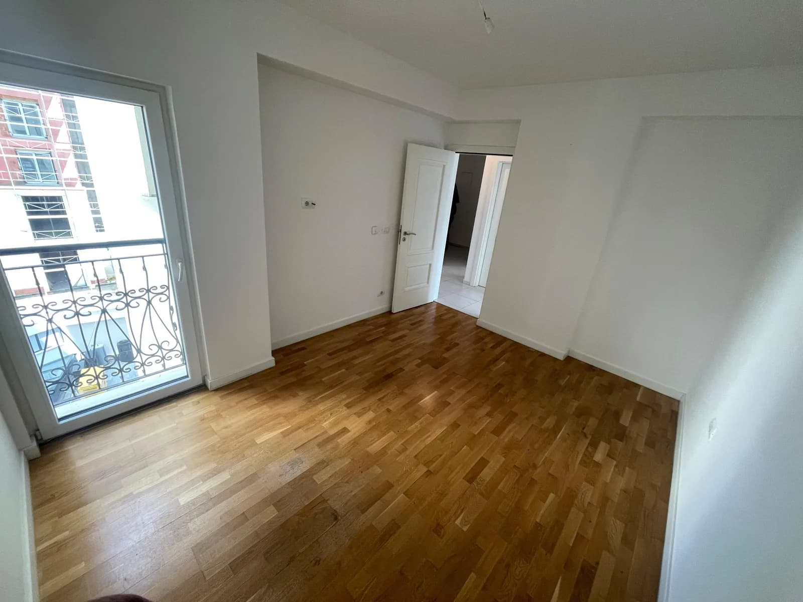 Banesë me qira tek Lagjja Muhaxherëve. Kompleksi IN-ON — foto 1 nga 3