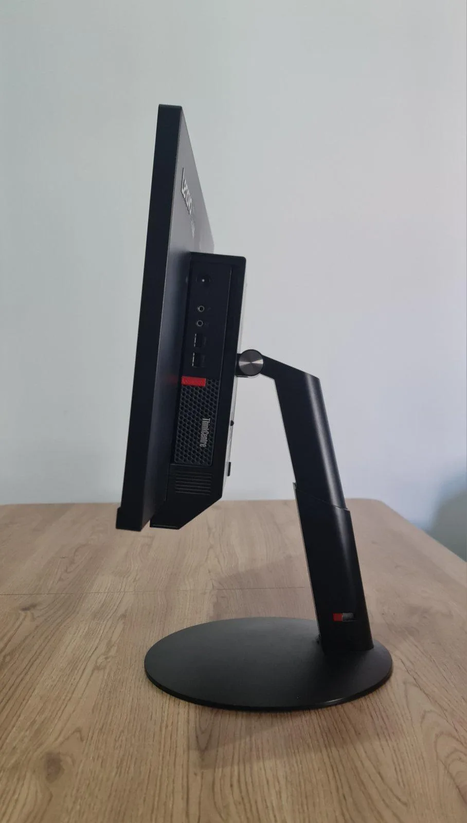 Shitet PC Lenovo ThinkCentre M710q — foto 2 nga 5