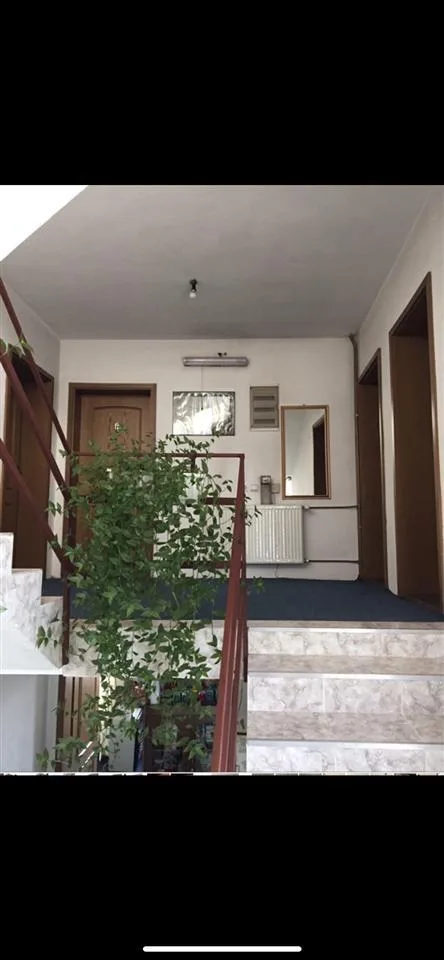 Shtëpia me dy dyqane — foto 2 nga 10
