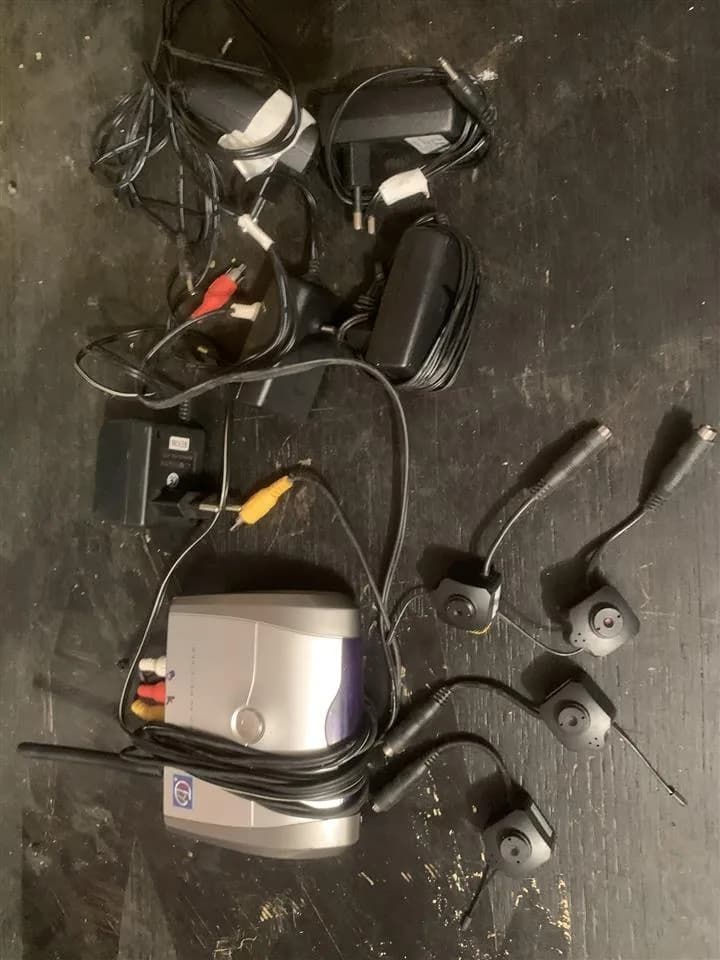 Set kamerash 4 copë me DVR dhe Wi‑Fi — foto 1 nga 2