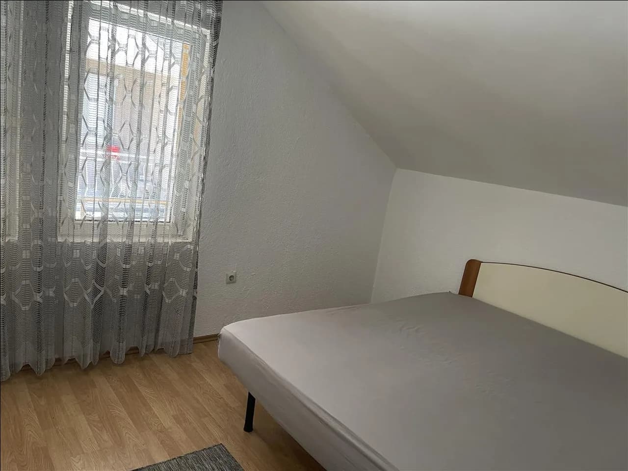 Banesë 2+1 me qira te Tregu i Gjelbër — foto 1 nga 9