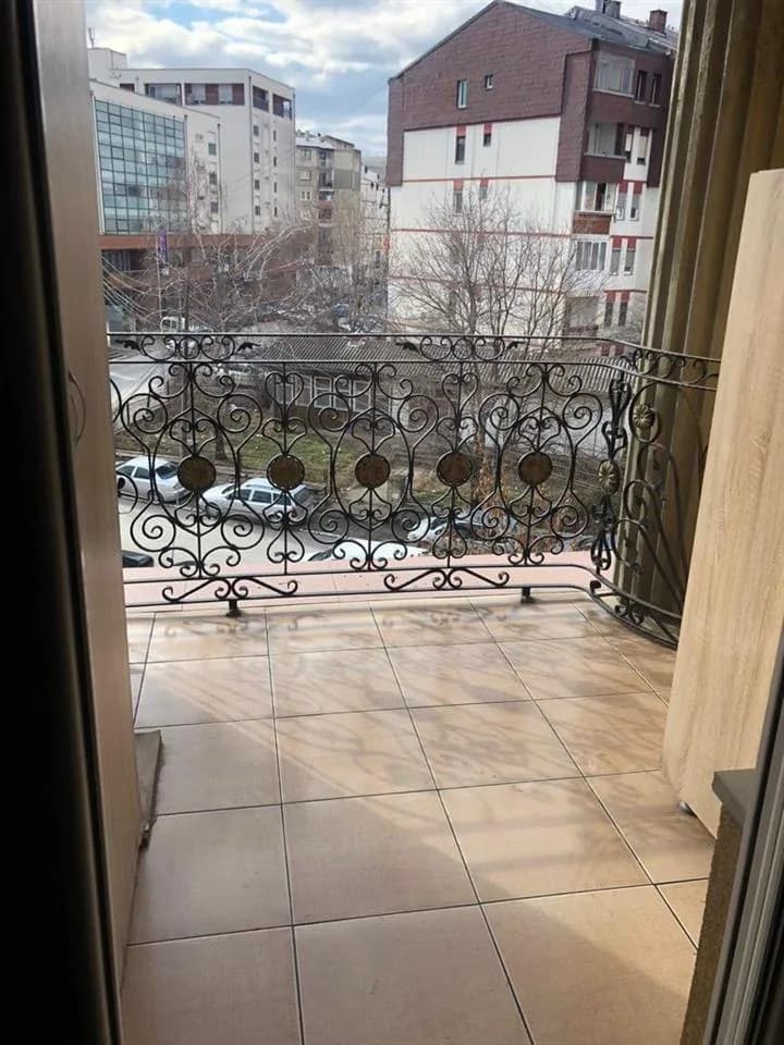 Banesë 85 m2 në shitje - urgjent — foto 2 nga 10