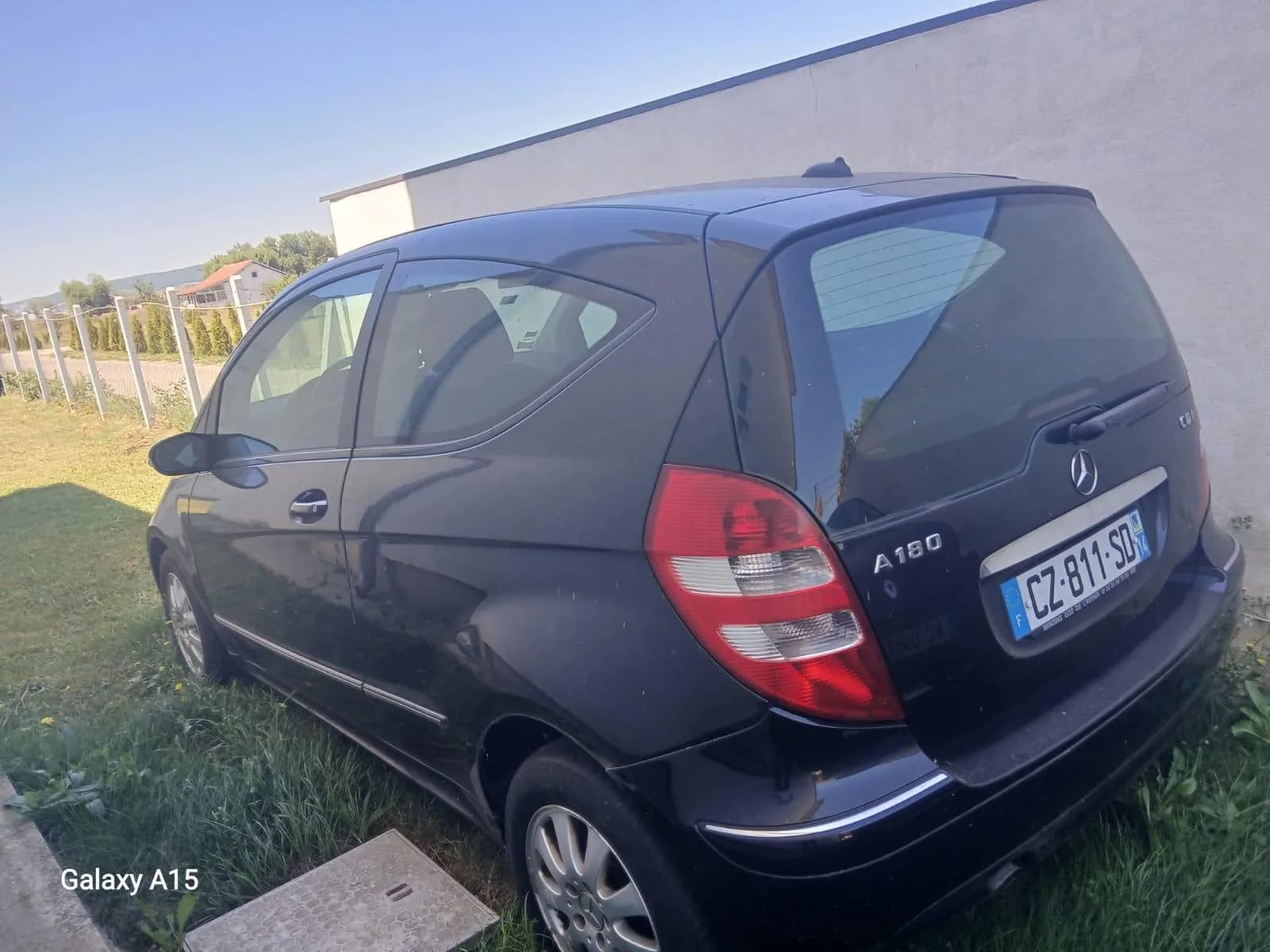 Mercedes-Benz 1.8 — foto 1 nga 3
