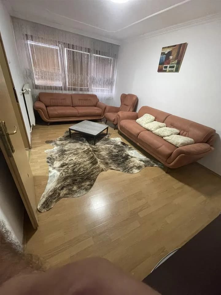 Banesë me qira 1+1 në Lagjen Dardania, Prishtinë — foto 1 nga 9