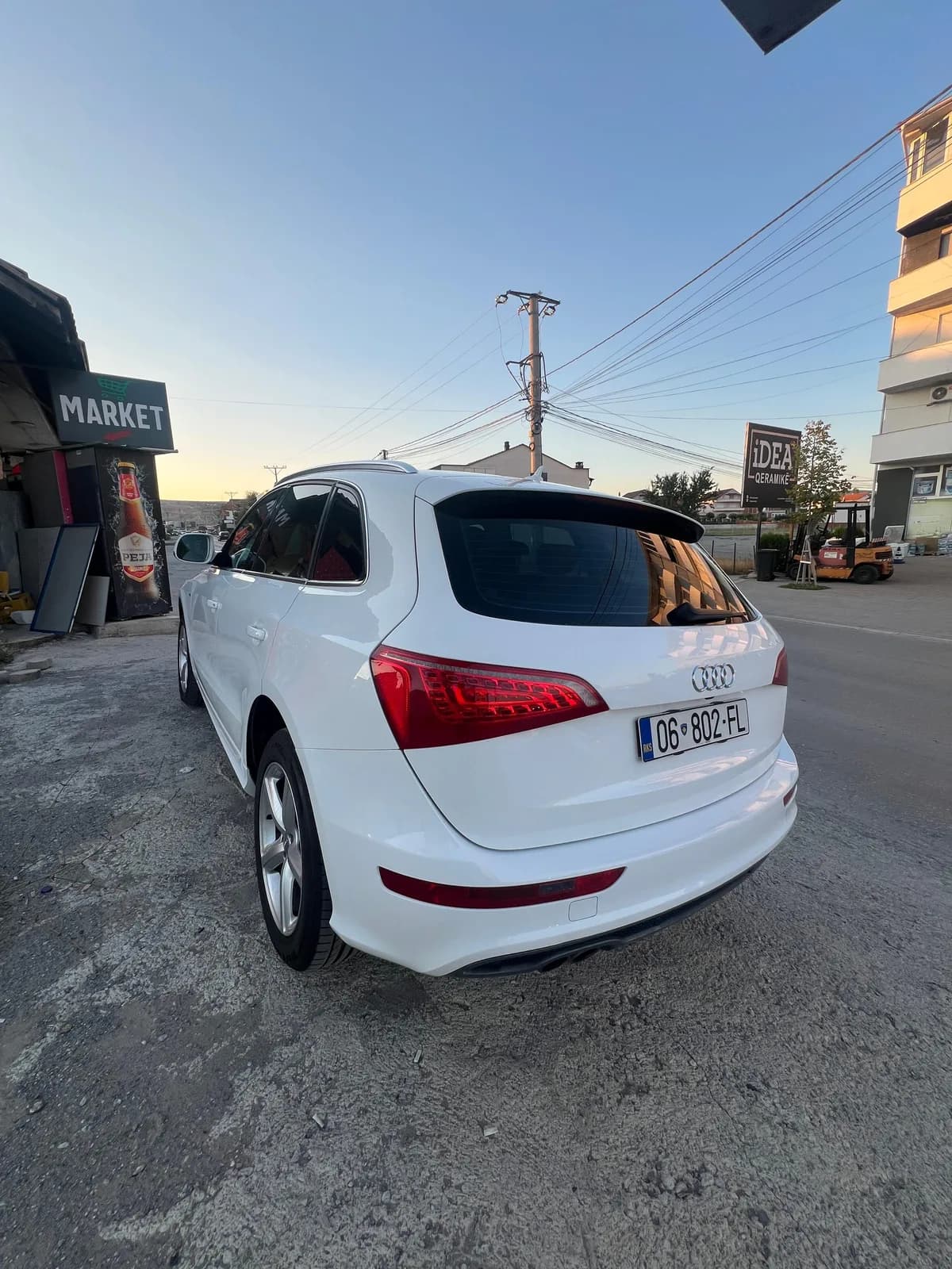 Audi Q5 2.0 TDI Quattro S Line, Viti 2012 — foto 1 nga 9