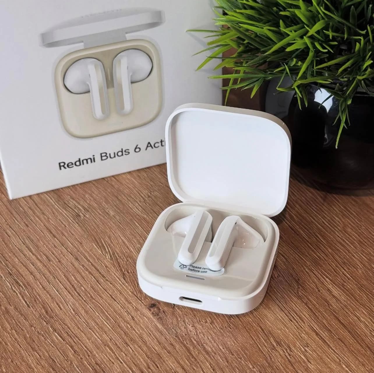 AirPods Pro / Redmi Buds 6 Active / HTC NE75 — foto 1 nga 8