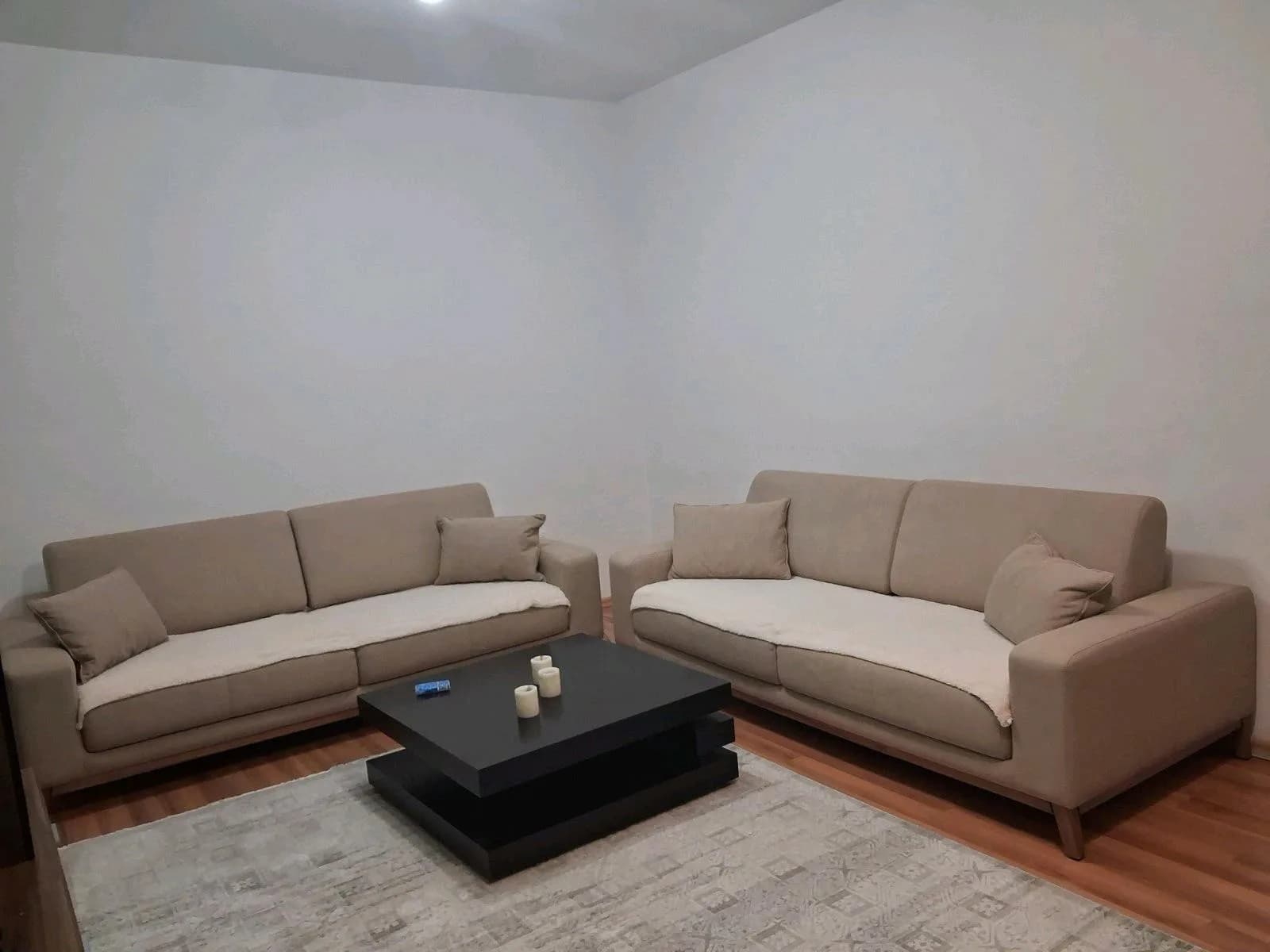 Shtëpi 125 m² me qira në Arbëri, — foto 1 nga 9