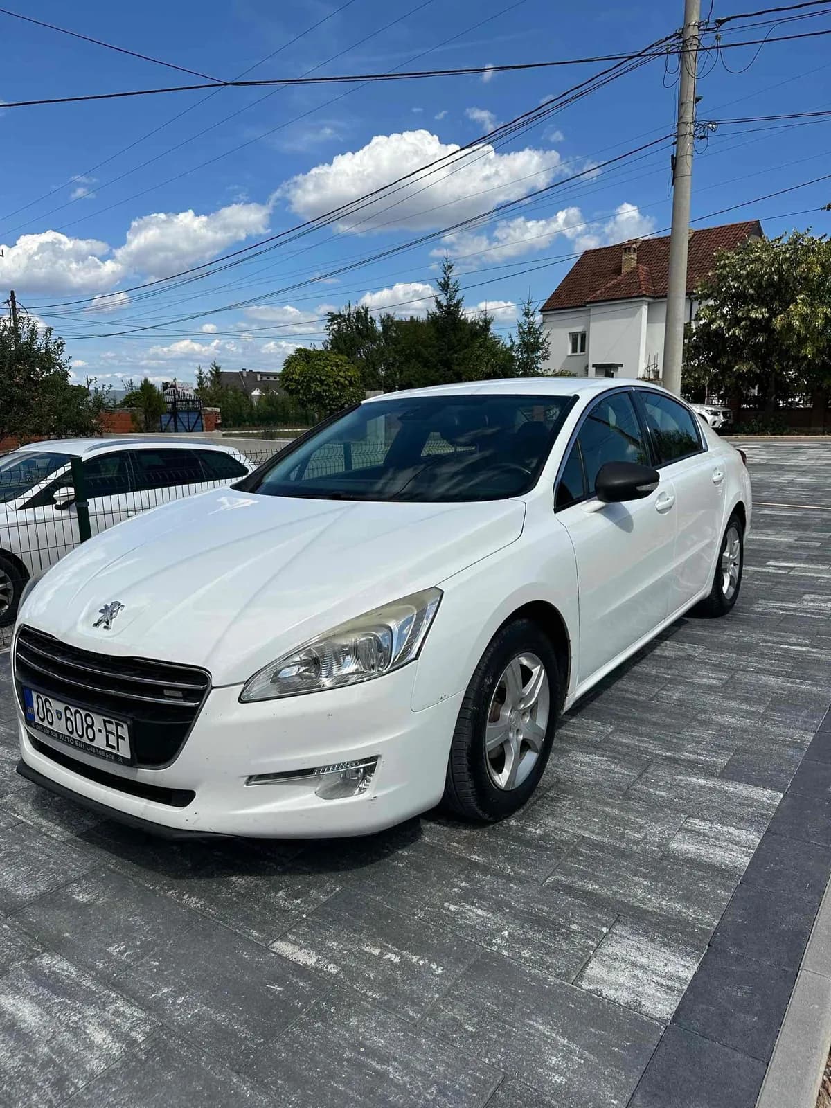 Peugeot 508 1.6 Dizel Automatik, 2011 — foto 1 nga 7
