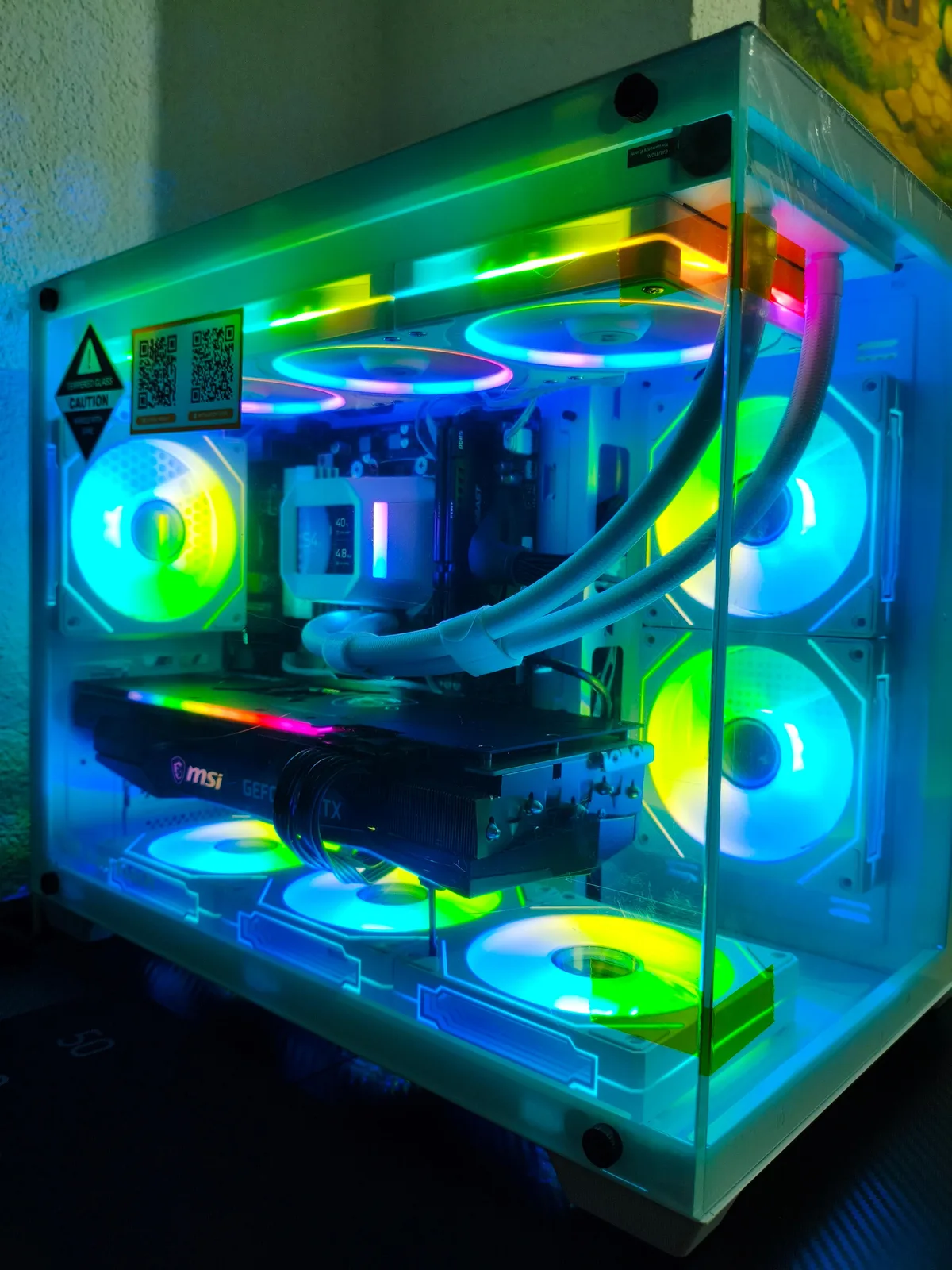 Gaming setup me Ryzen 7 7800X3D — foto 2 nga 10