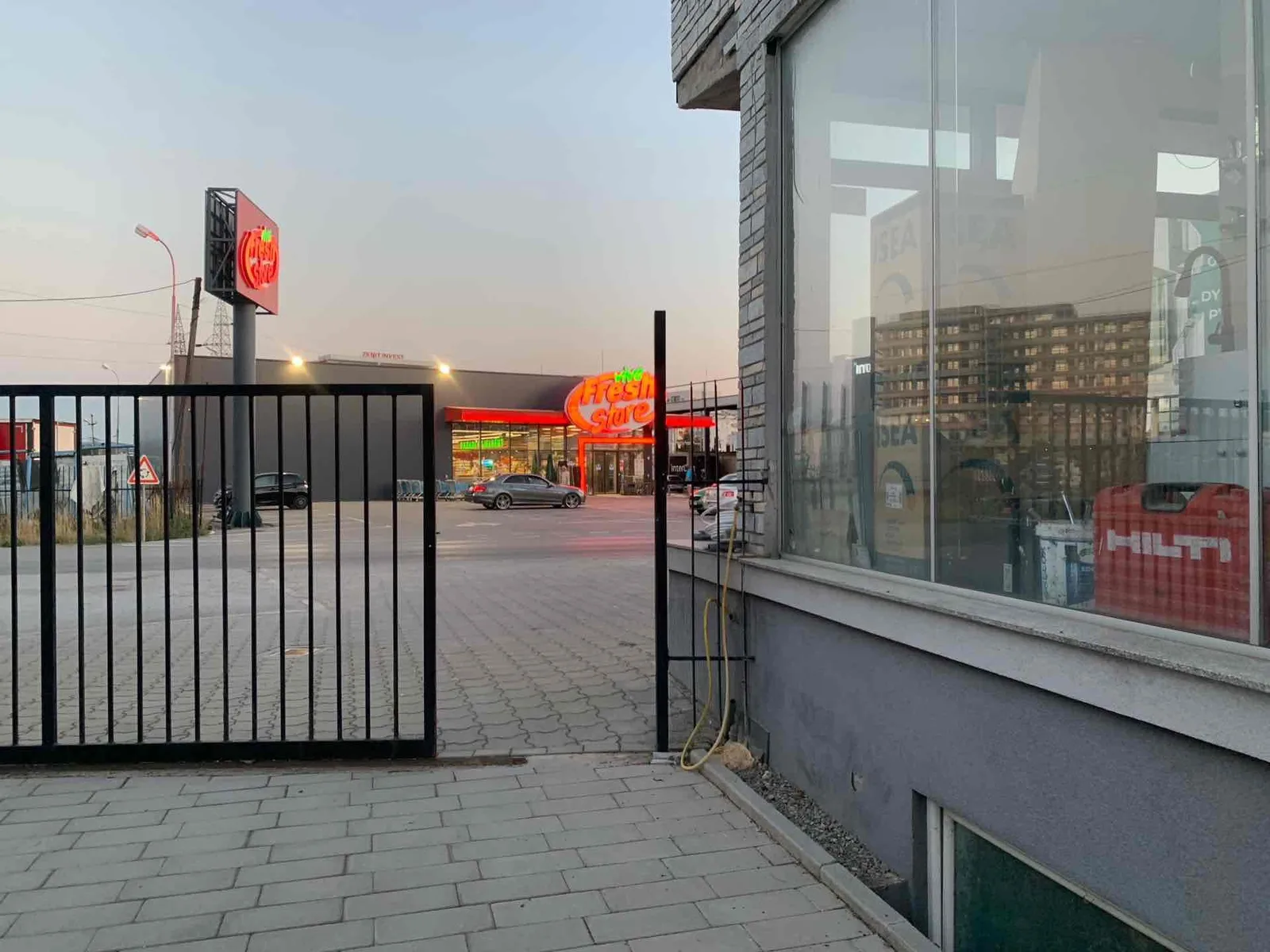 Jepet me qira lokal afarist — foto 2 nga 3
