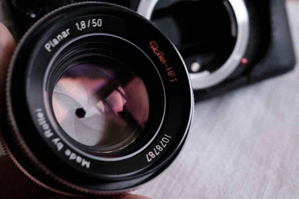 Rolleiflex SL350 — aparat filmik 35 mm, full frame — foto 2 nga 6