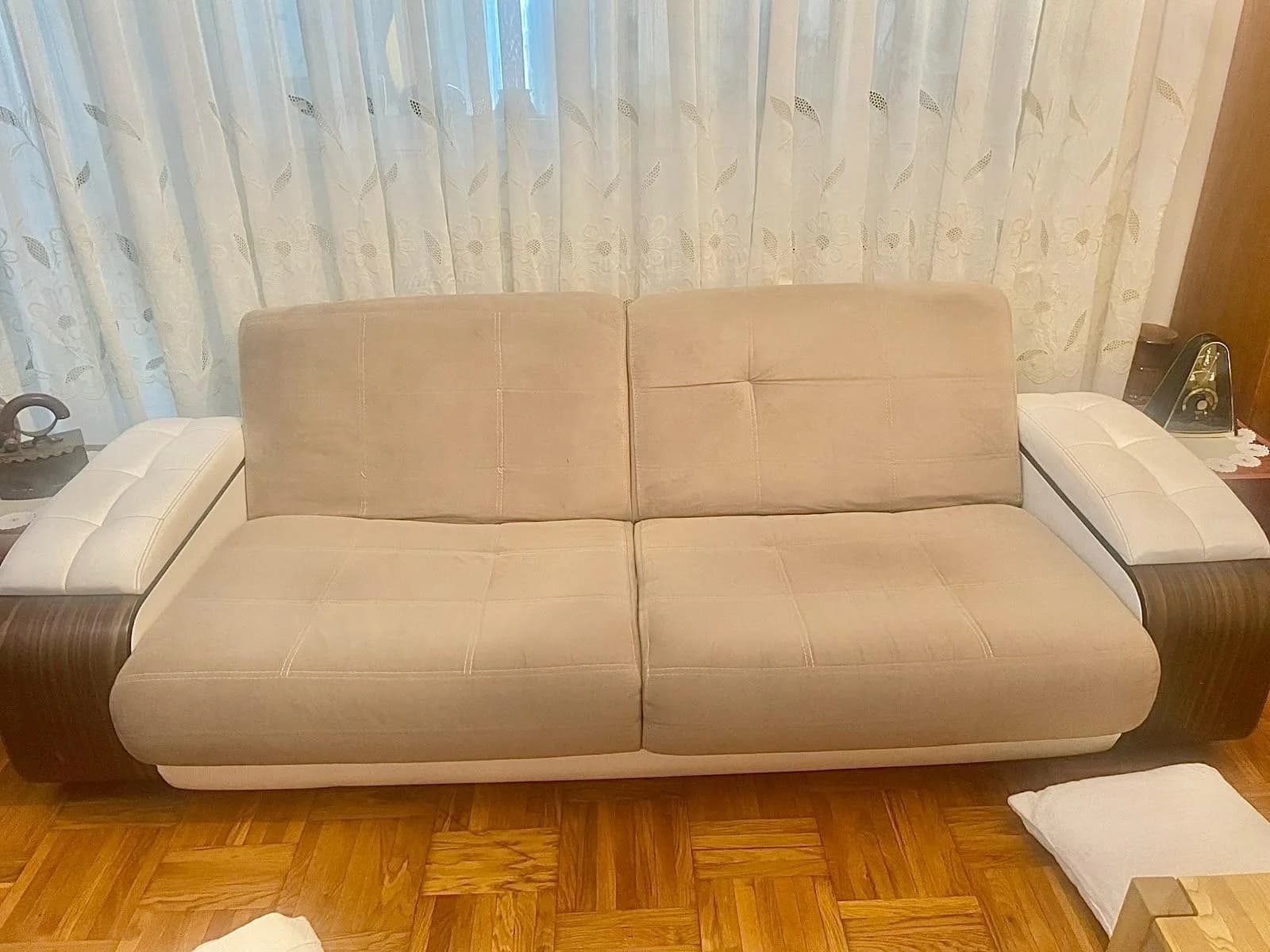 2 krevate treshe dhe 1 kolltuk — foto 1 nga 1