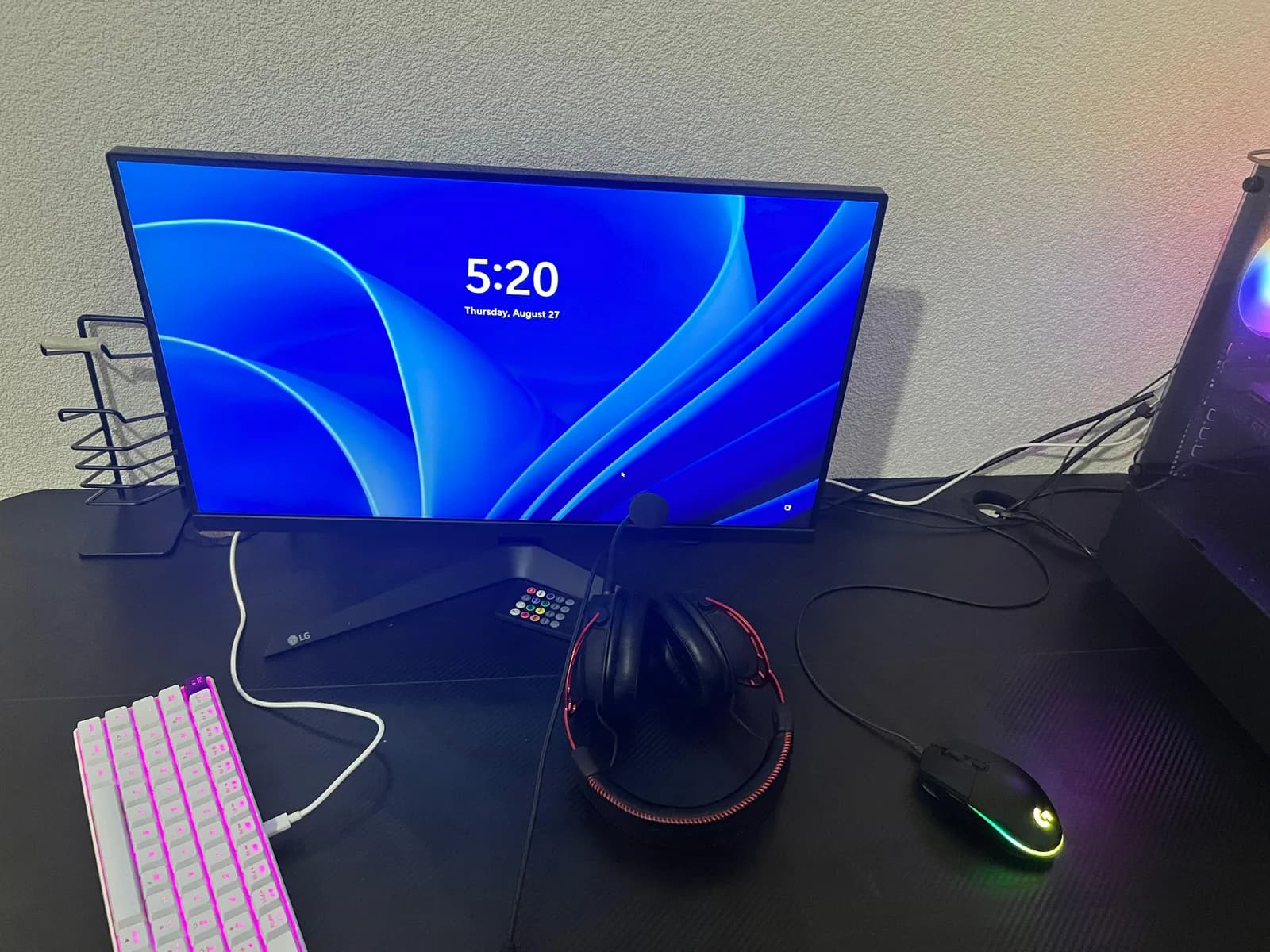 Shitet komplet PC setup — foto 1 nga 6