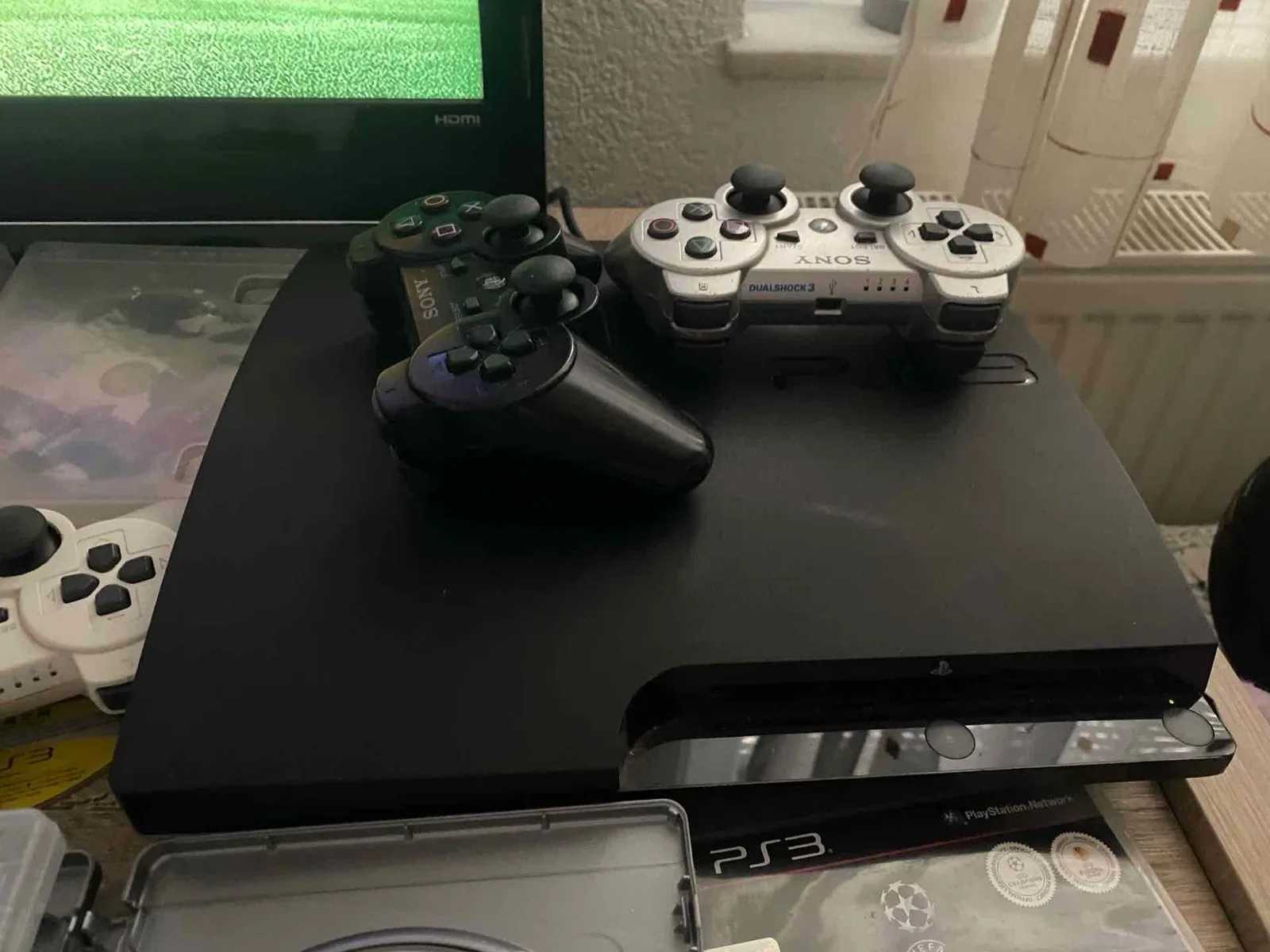 PS3 shumë pak i përdorur — foto 1 nga 3
