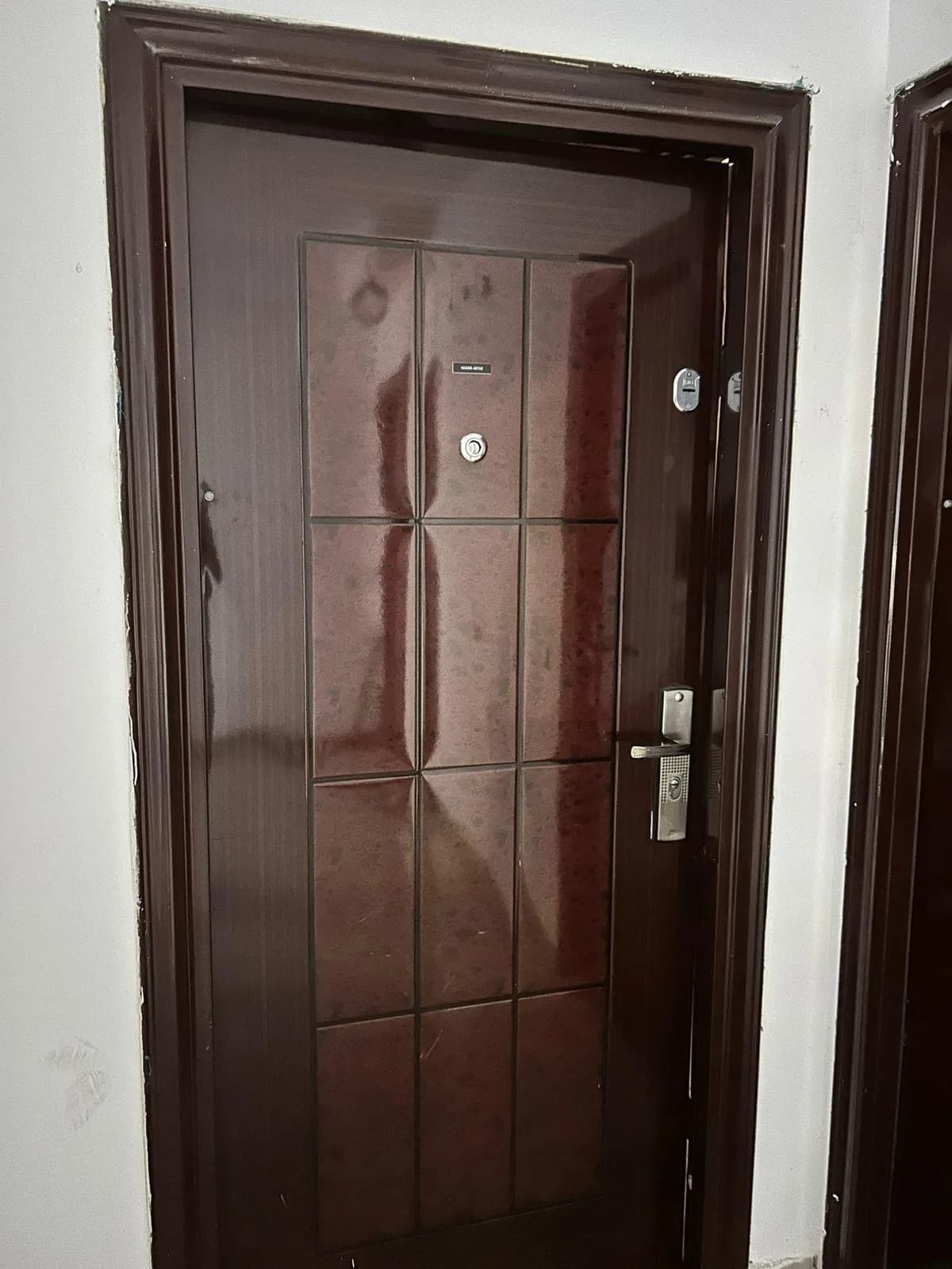 Banesë për shitje ose ndërrim me tokë — foto 1 nga 11