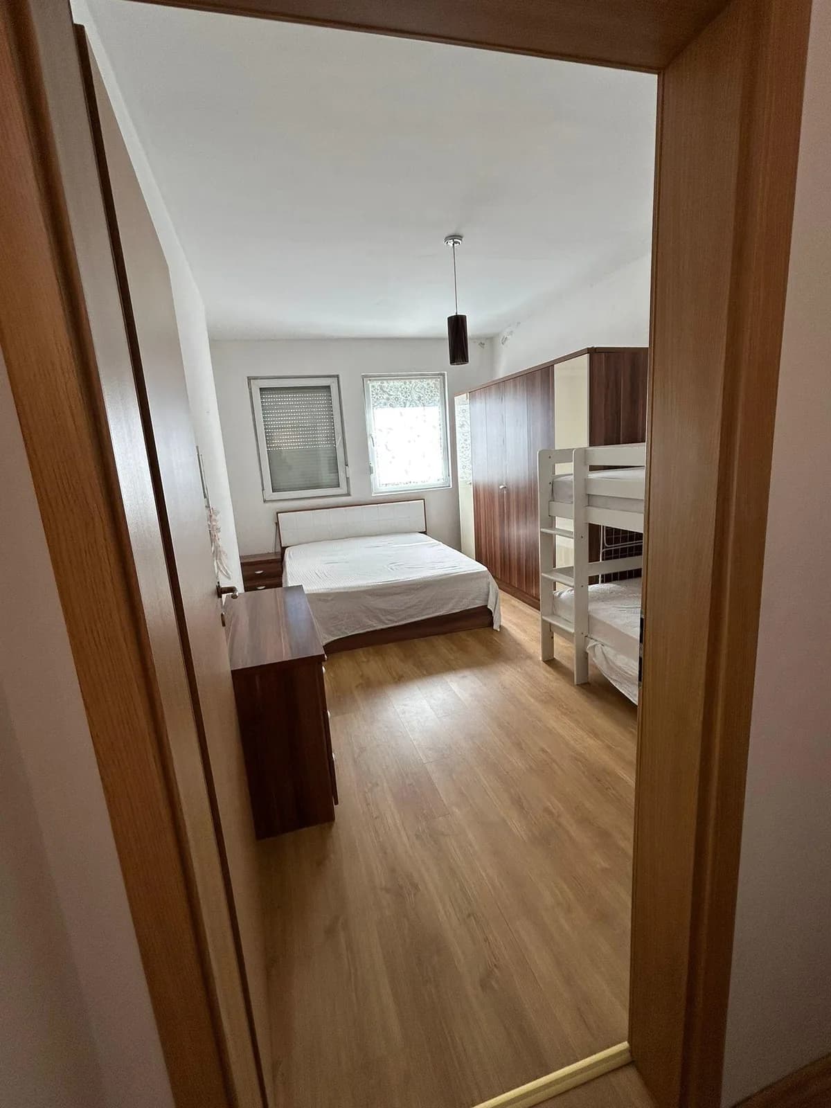Banesë për shitje ose ndërrim me tokë — foto 2 nga 11