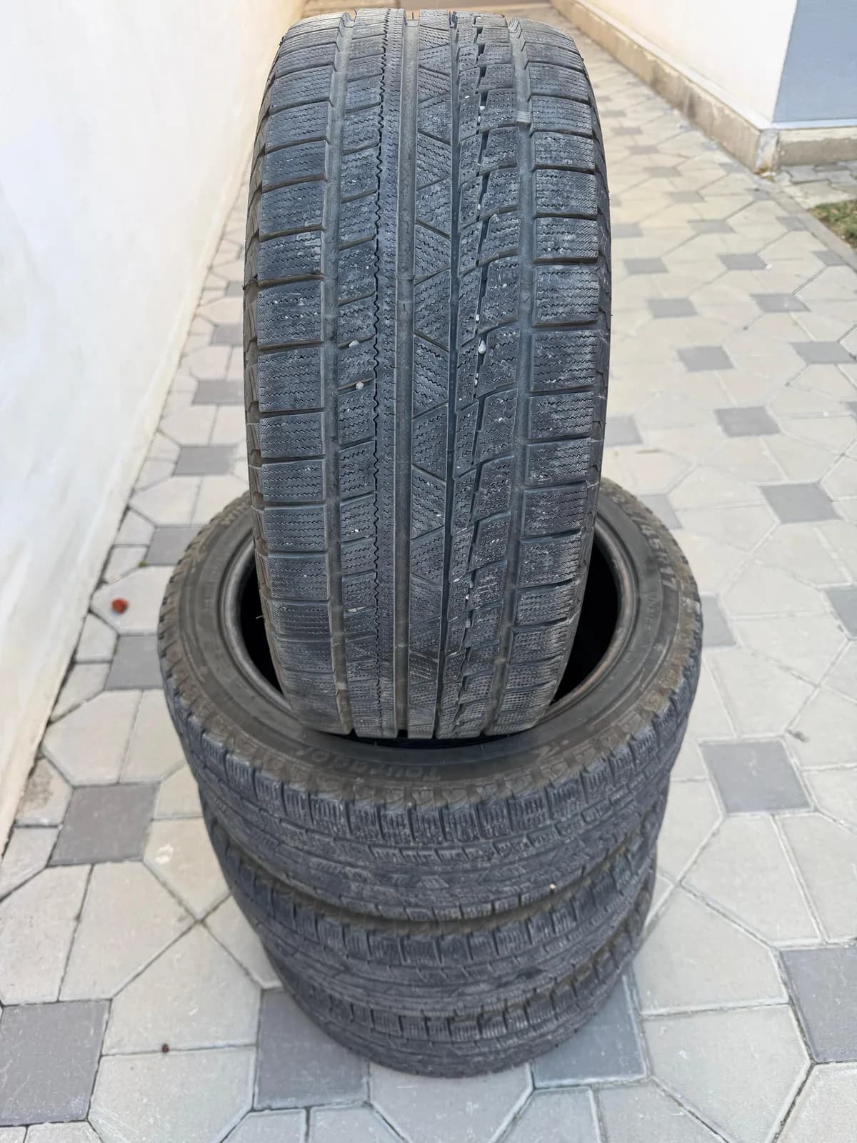 Goma dimërore 225/45/17, viti 2024 — foto 2 nga 4