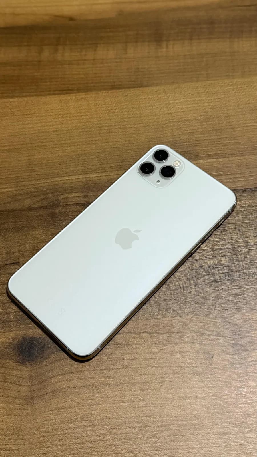 iPhone 11 Pro Max 256 GB CE - gjendje perfekte — foto 1 nga 3