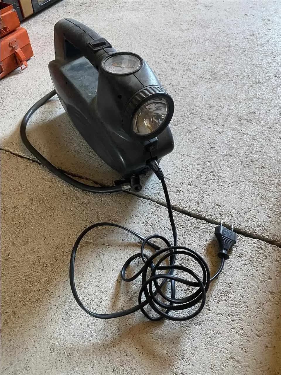 Kompresor 12V, i ardhur nga Gjermania — foto 1 nga 2