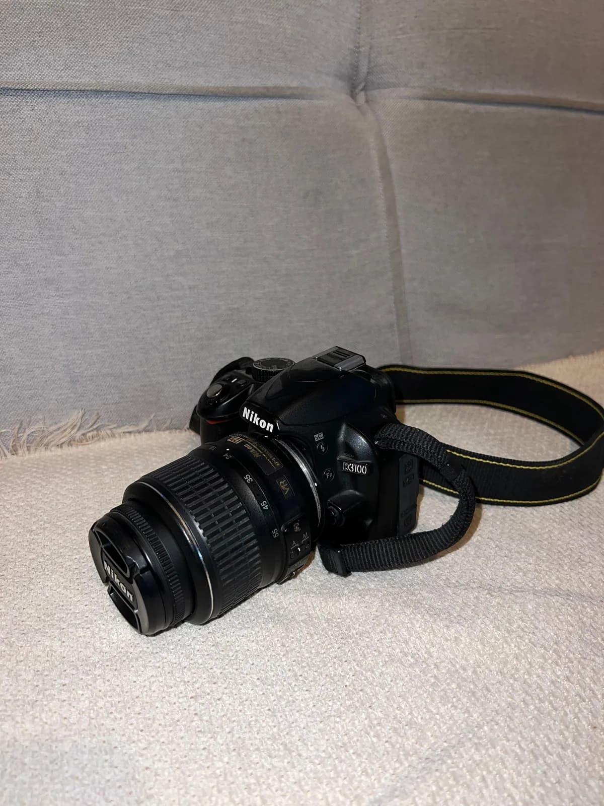 Shiten 3 aparate fotografike — foto 2 nga 3
