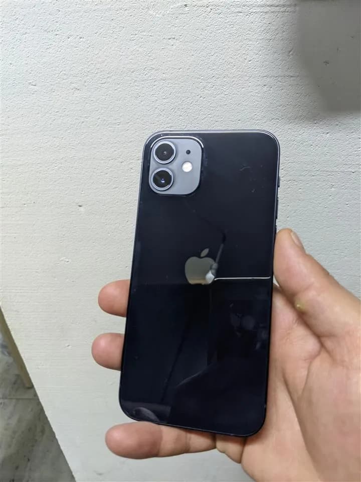 iPhone 12, 256 GB — foto 1 nga 6