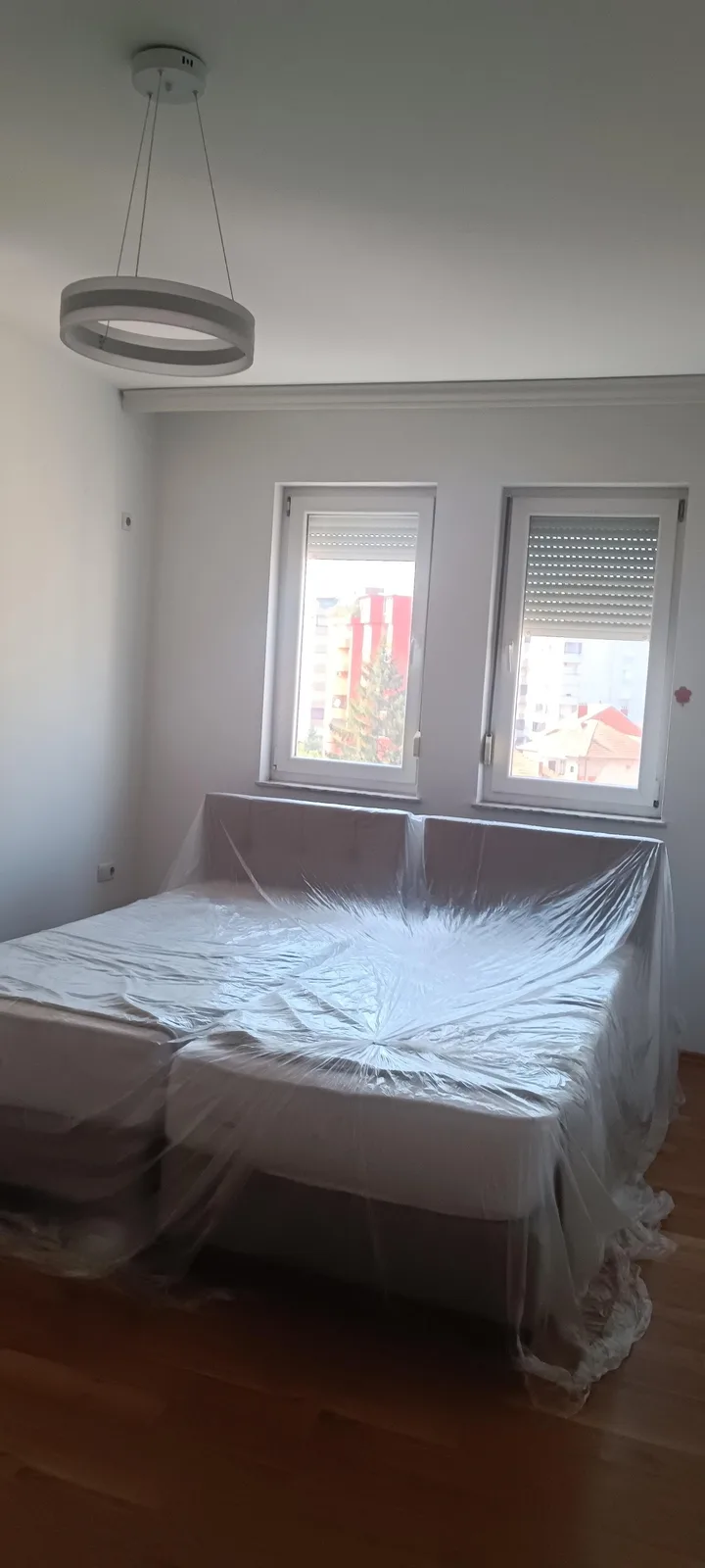 Shitet banesë 167 m² e mobiluar - në qendër të Vushtrrisë — foto 1 nga 6