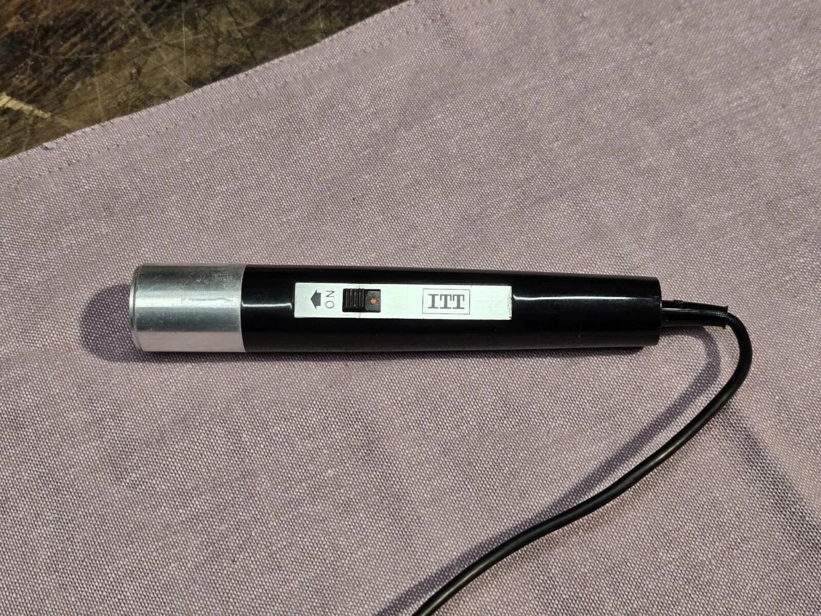 Mikrofon ITT OEM, viti 1970 — foto 1 nga 2