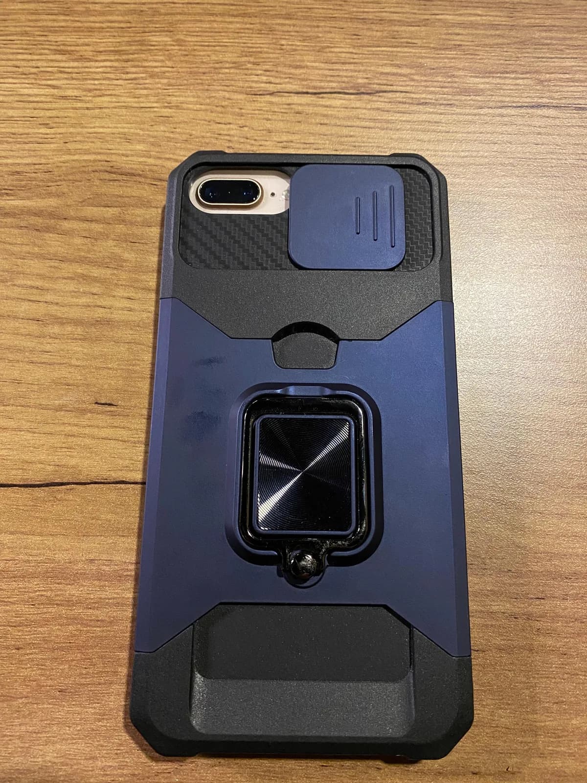 iPhone 8 Plus 64 GB, ngjyrë gold — foto 2 nga 8