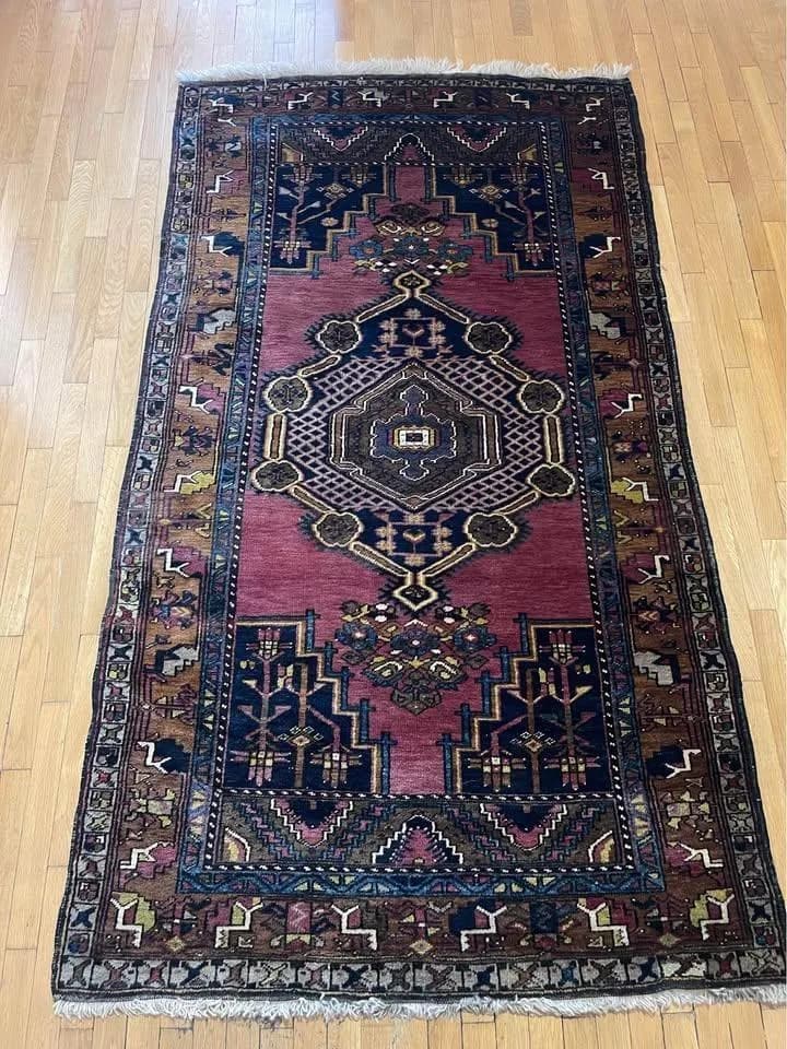 Tepihë oriental Persian - origjinal — foto 1 nga 3