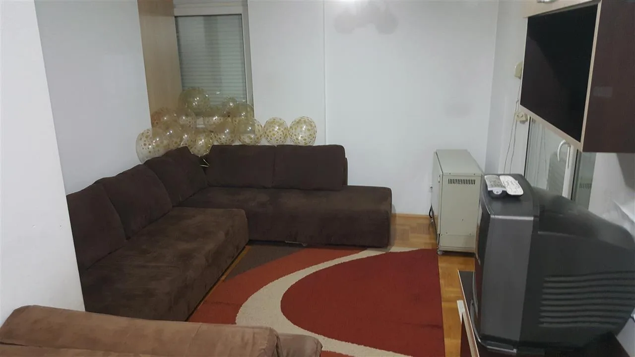 Banesë me qira në Kalabria (ish Emshir), Prishtinë — foto 1 nga 9
