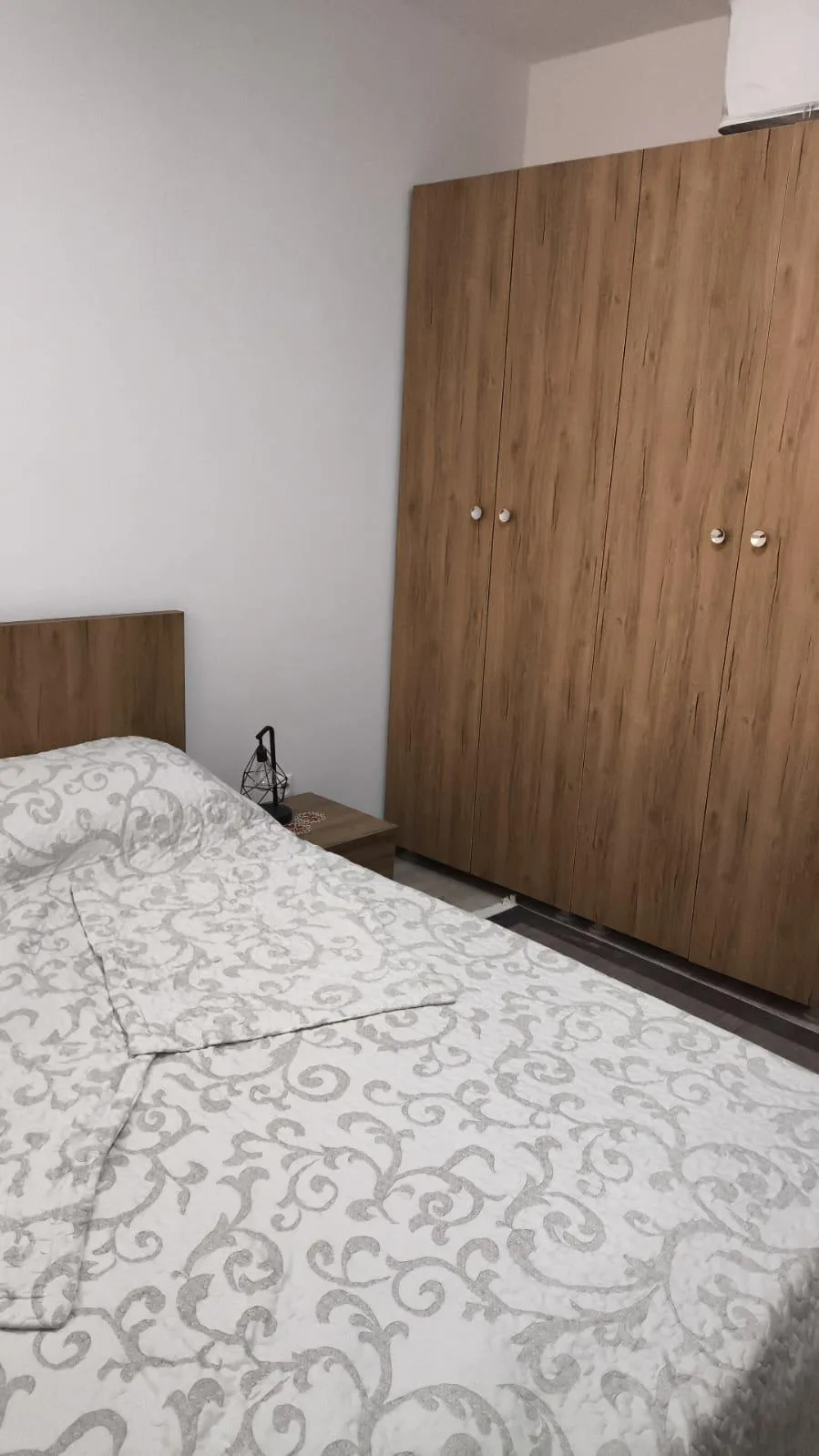Shitet banesë 1+1 në Fushë Kosovë — foto 2 nga 6