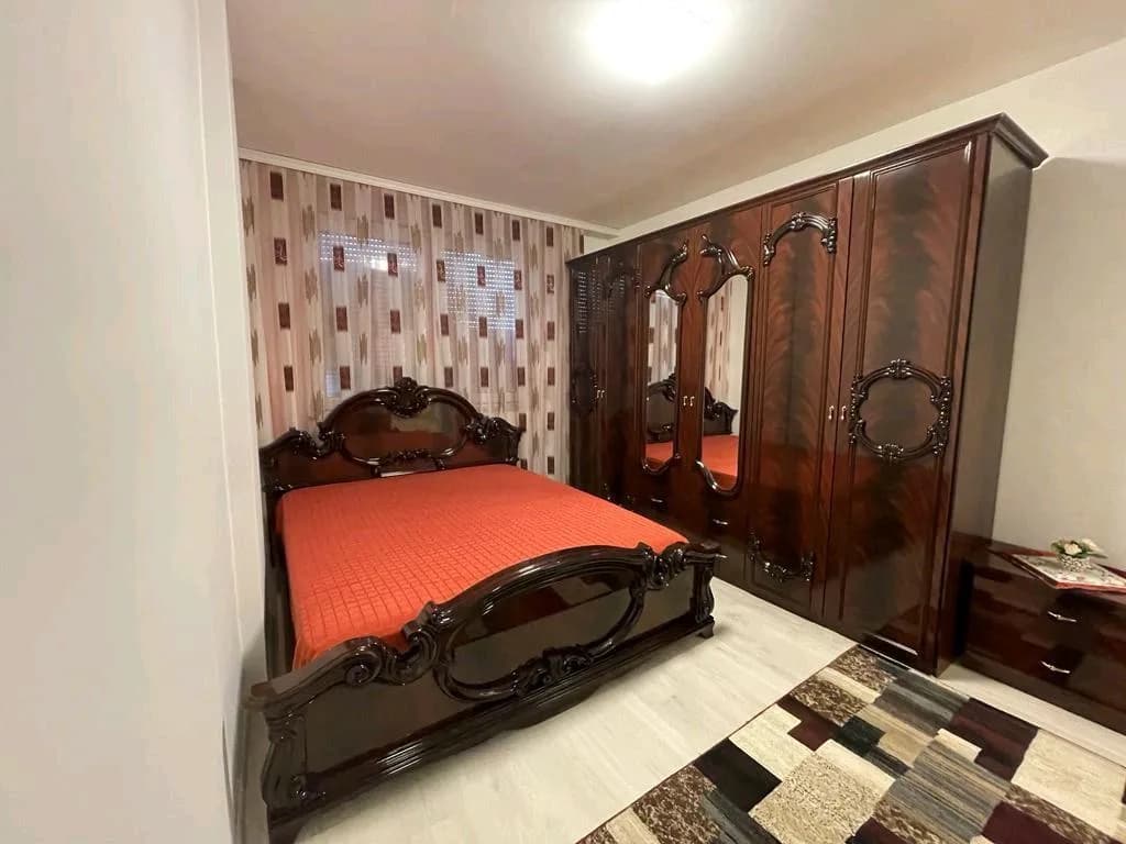 Banesë 90 m² me qira — foto 1 nga 12