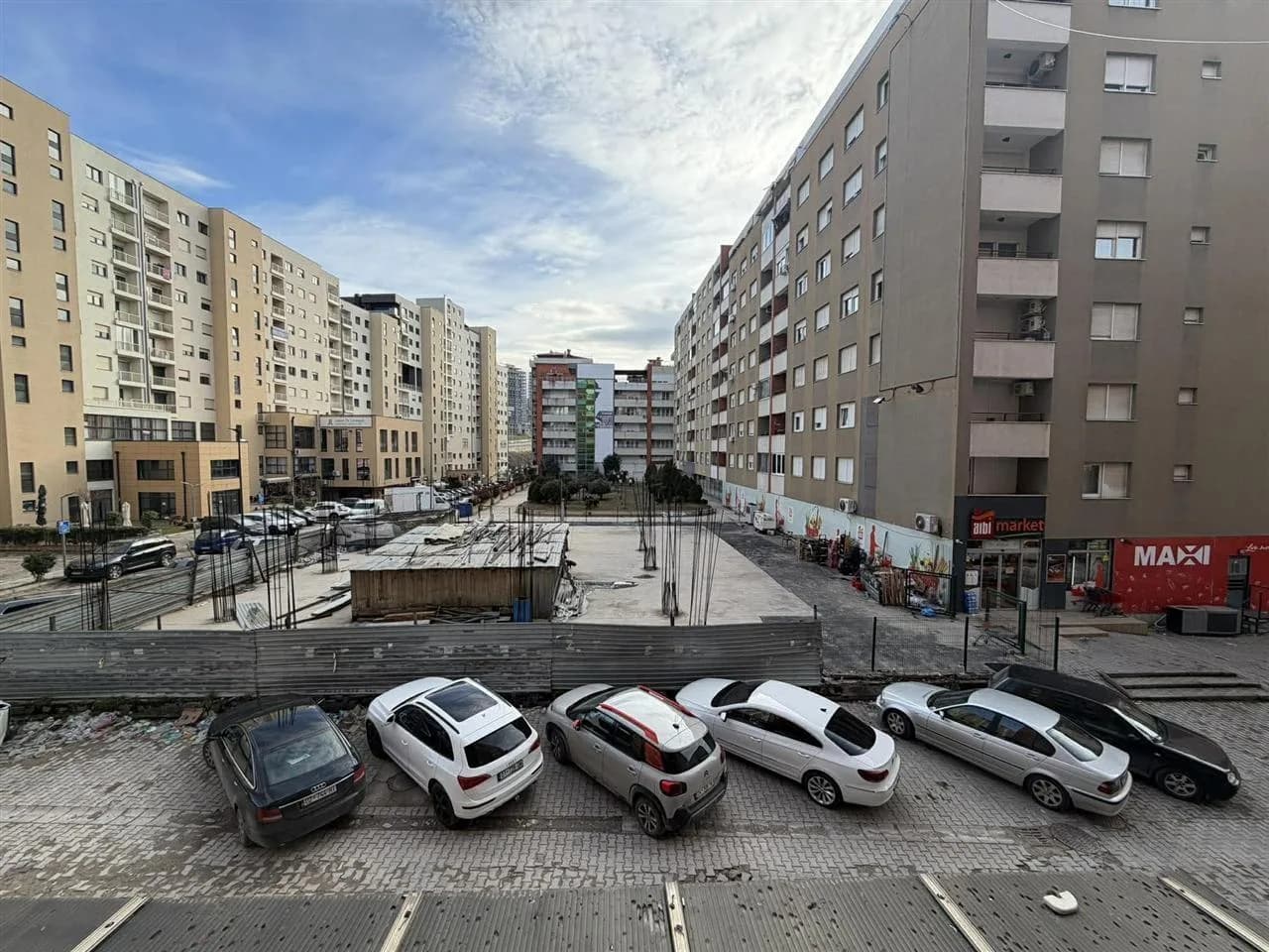 Banesë 1+1 me qira në Emshir, përballë Albi Market — foto 2 nga 12
