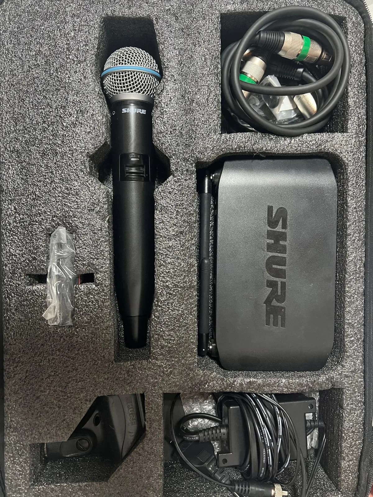 Mikrofon Shure — foto 1 nga 2