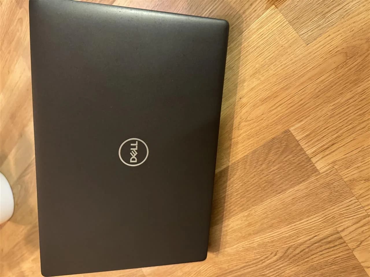 Dell Latitude 7490, i5, 16 GB, 256 SSD — foto 1 nga 3