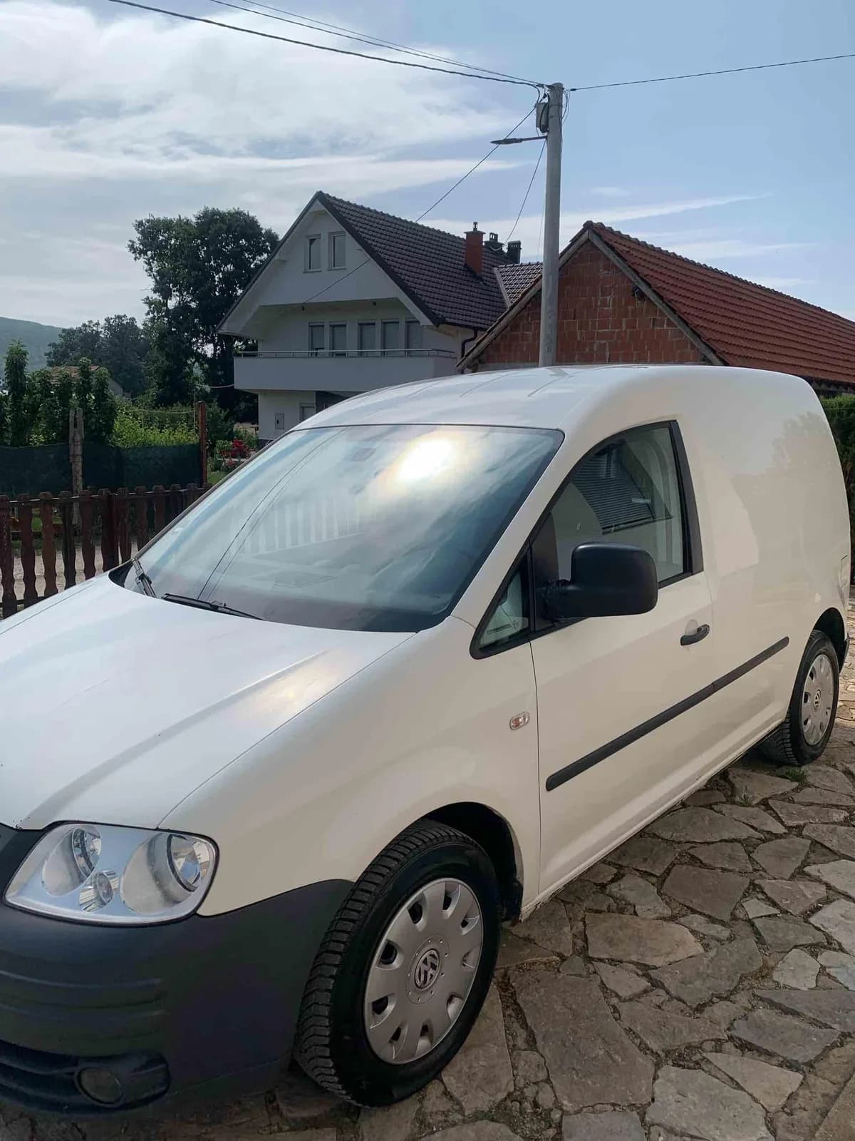 Volkswagen Caddy 2.0 SDI, Viti 2008 — foto 2 nga 4