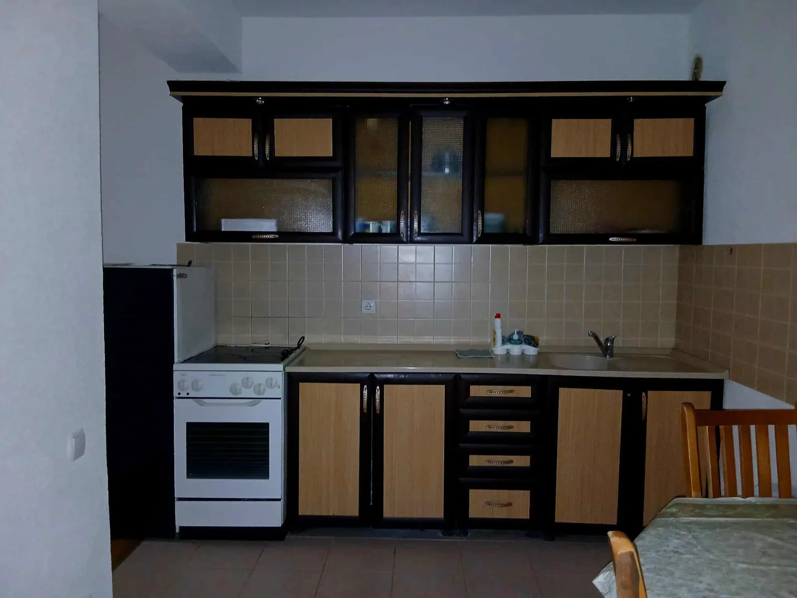 Banesë 3+1 me qira në lagjen Kalabria — foto 1 nga 11