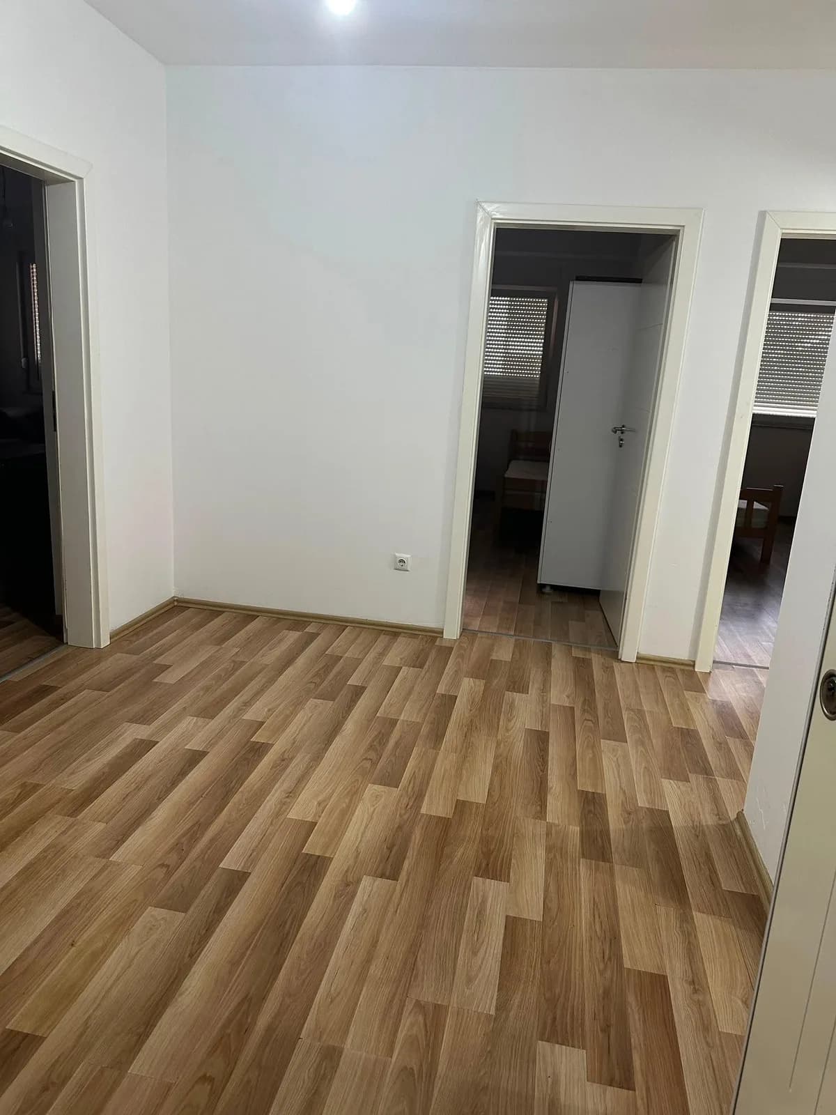 Banesë 100 m2 me qira në Prishtinë, Mati 1 — foto 2 nga 8