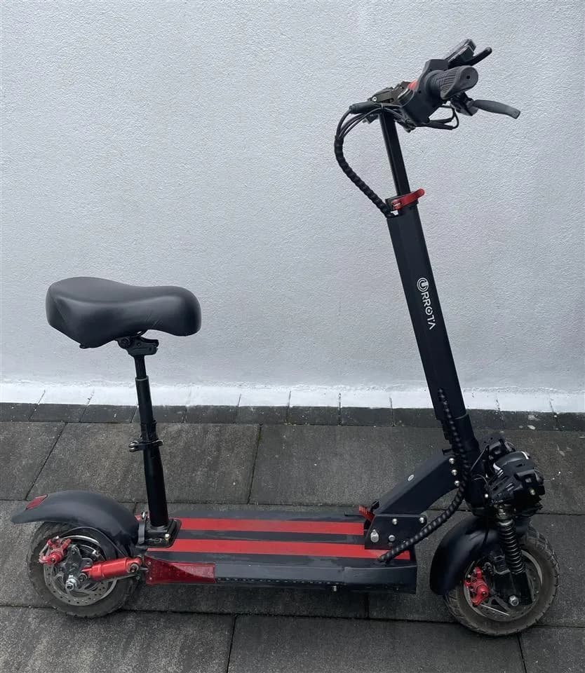 Trotinet elektrik — foto 1 nga 2