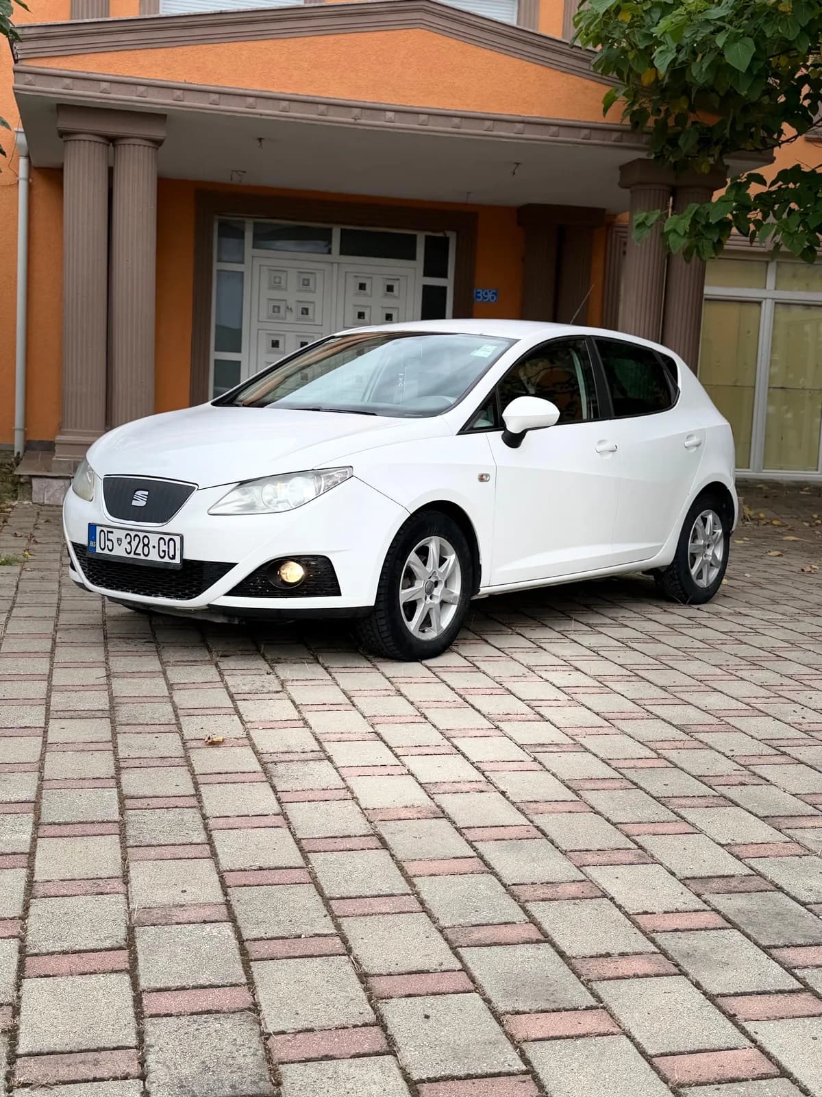 Seat Ibiza 1.2 Diesel, 2012 — foto 1 nga 7