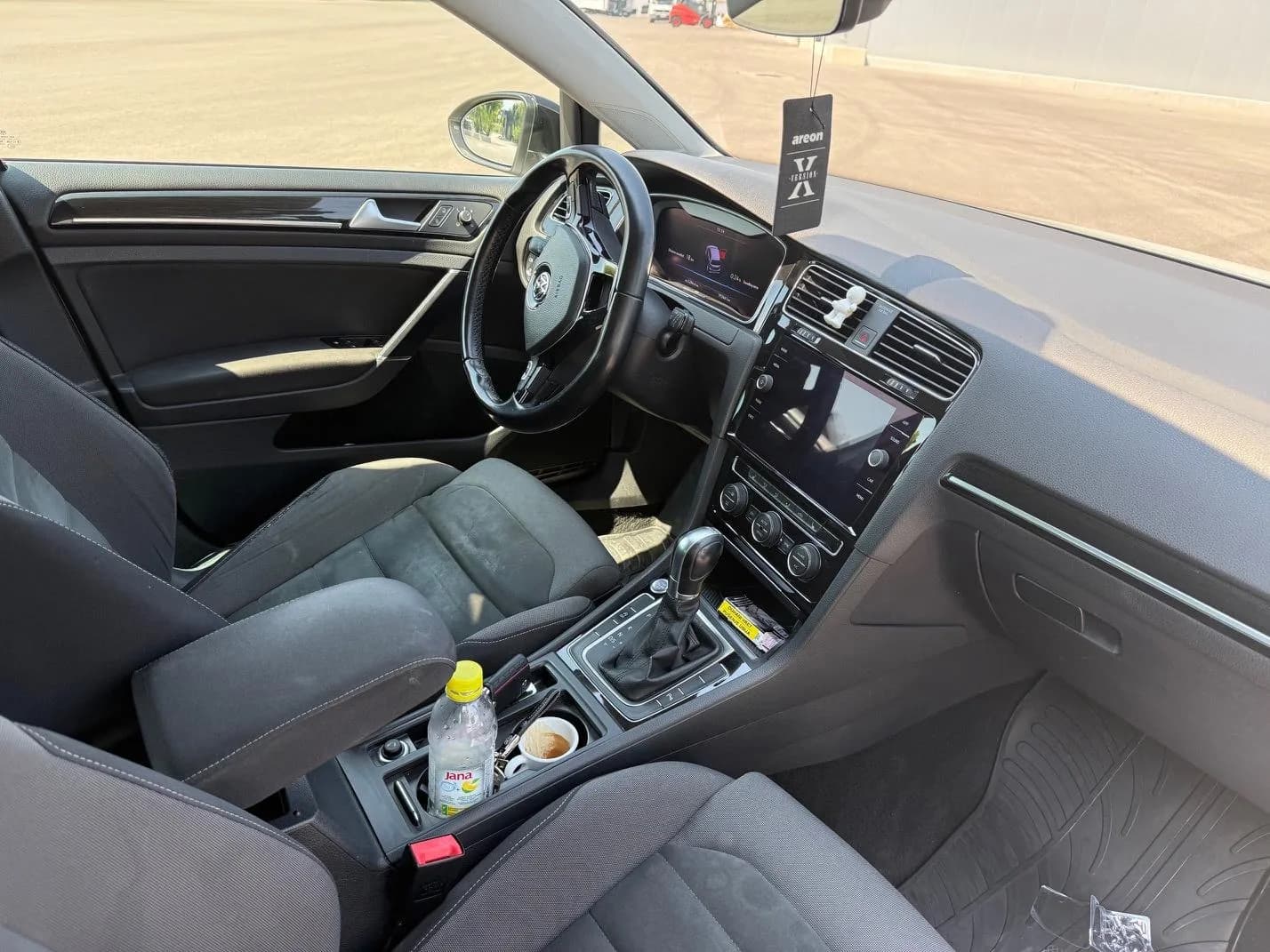 Volkswagen Golf 7.5 TDI R Line, 2018, Automatik — foto 2 nga 12