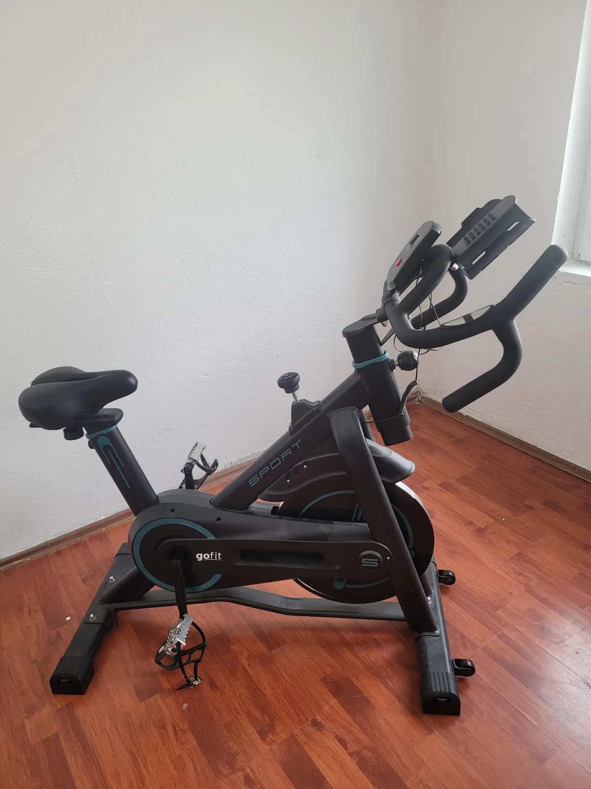 Biçikletë fitnesi — foto 1 nga 4
