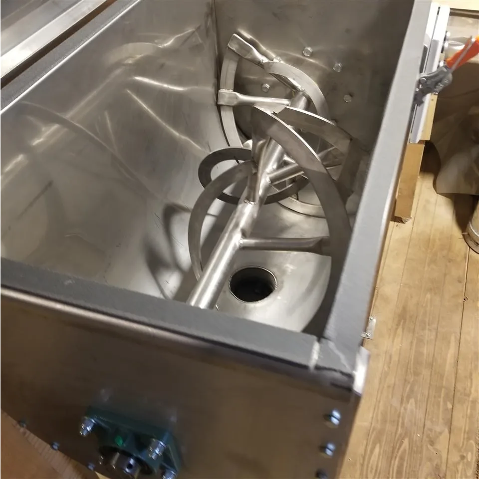 Mikser horizontal 200 L — foto 1 nga 2