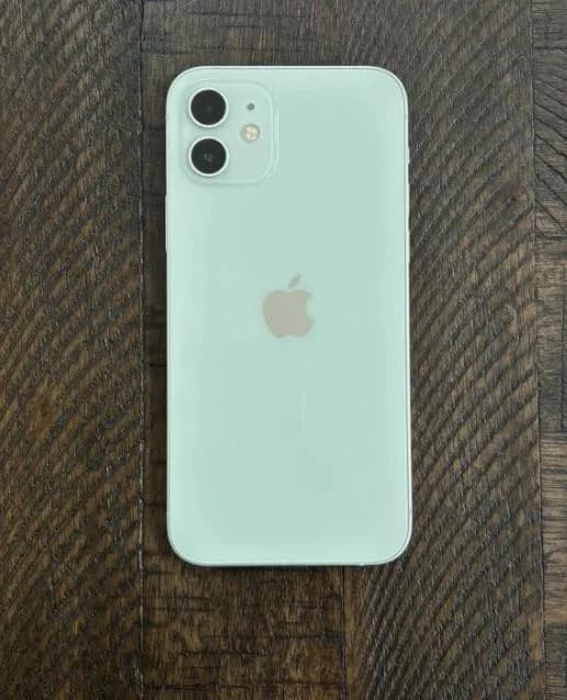 Shitet iPhone 12 në gjendje shumë të mirë — foto 2 nga 2